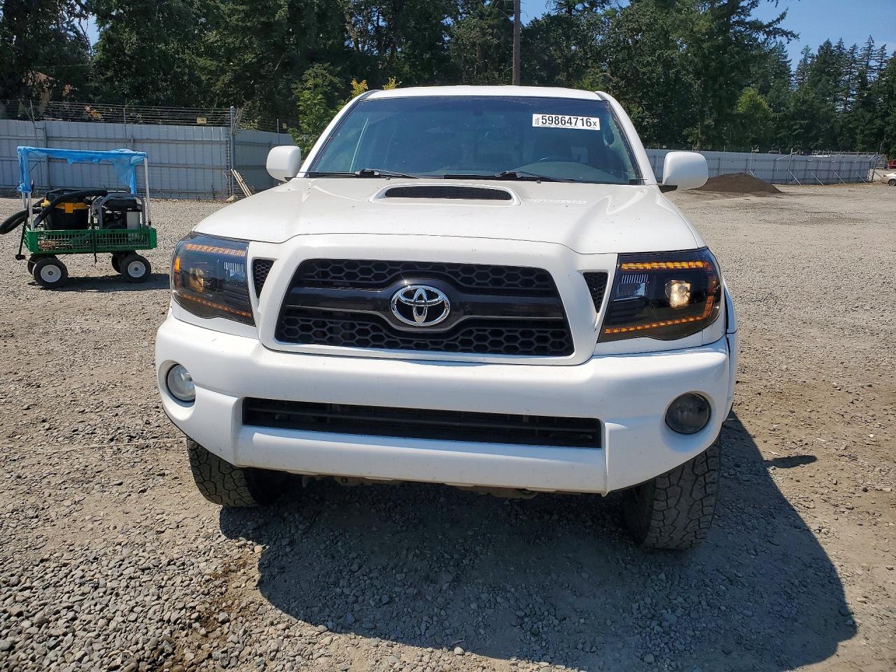 2011 Toyota Tacoma Double Cab Long Bed White vin: 5TFMU4FN5BX002868