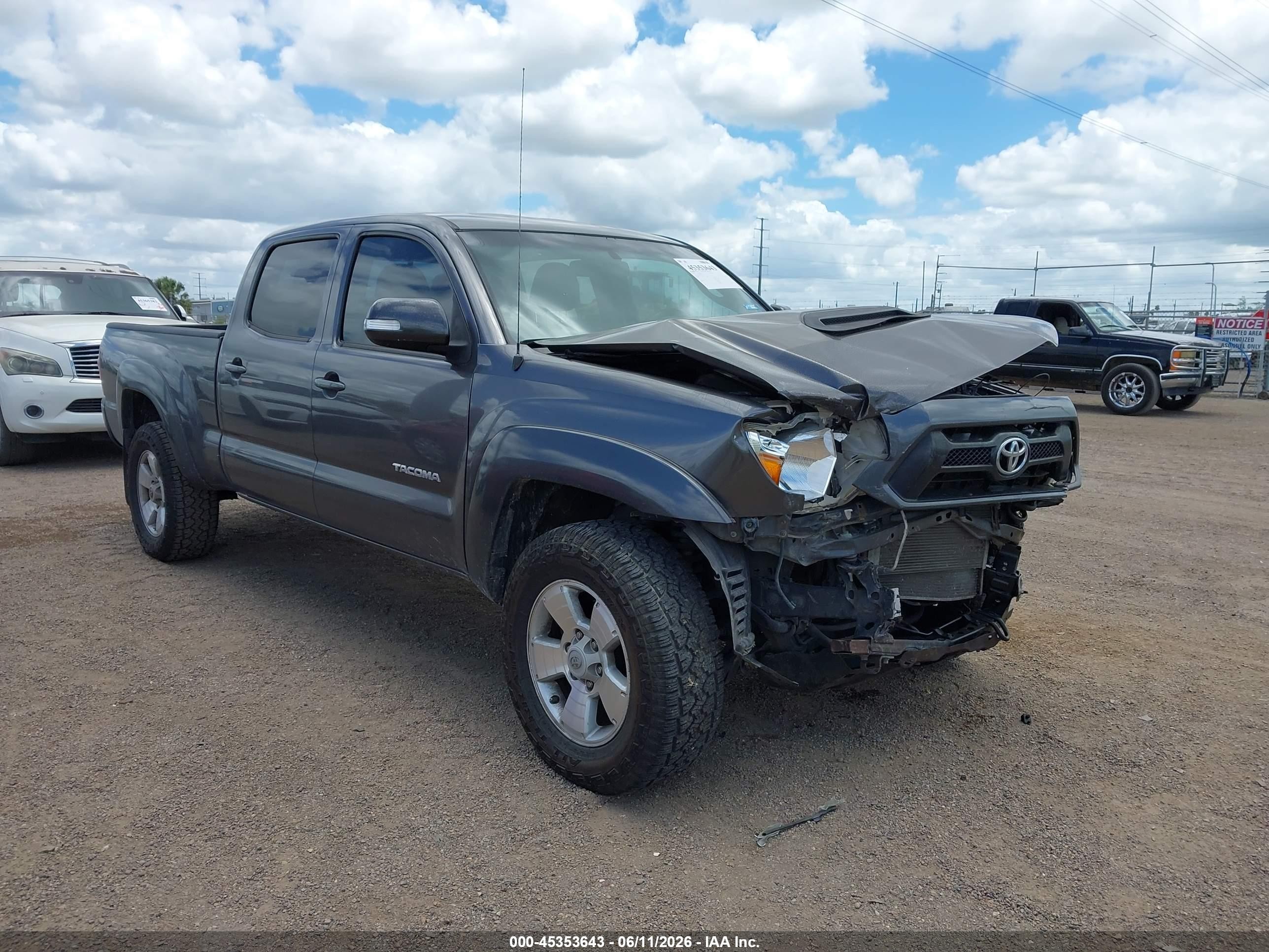 2014 Toyota Tacoma Base V6 Gray vin: 5TFMU4FN5EX024115