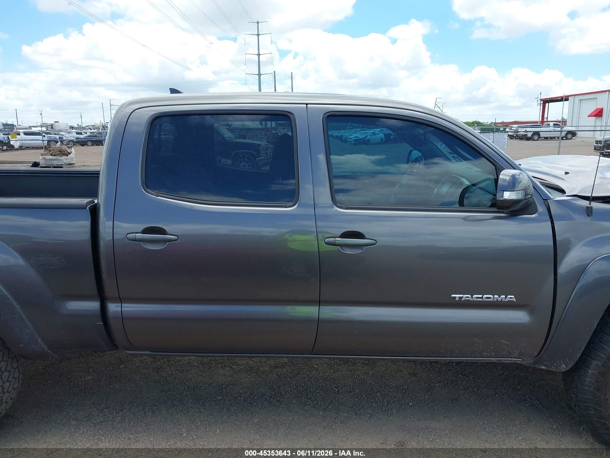 2014 Toyota Tacoma Base V6 Gray vin: 5TFMU4FN5EX024115