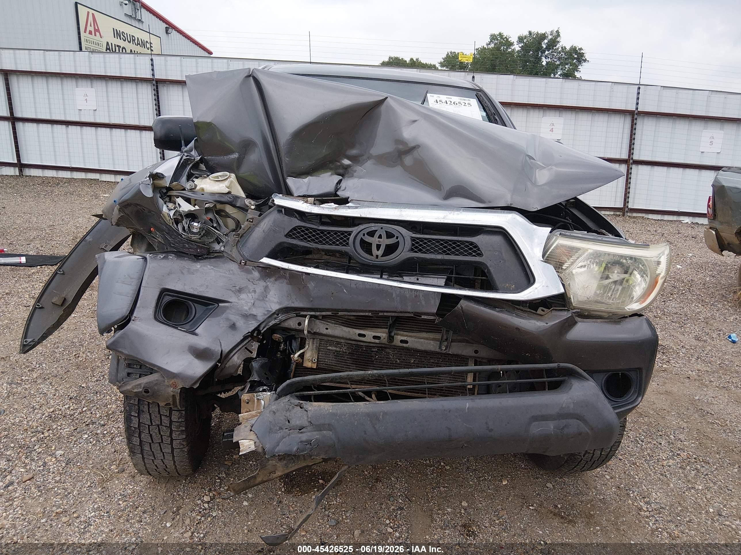 2015 Toyota Tacoma Base V6 Gray vin: 5TFMU4FN6FX029745