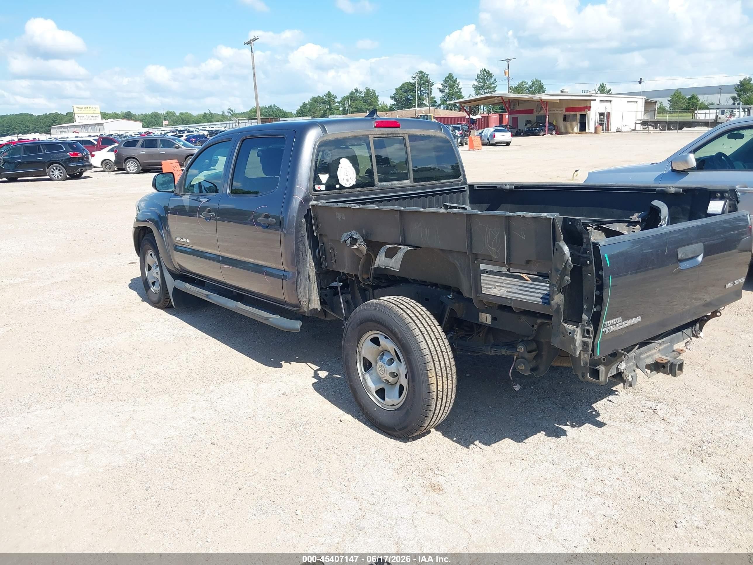 2015 Toyota Tacoma Base V6 Gray vin: 5TFMU4FN8FX036163