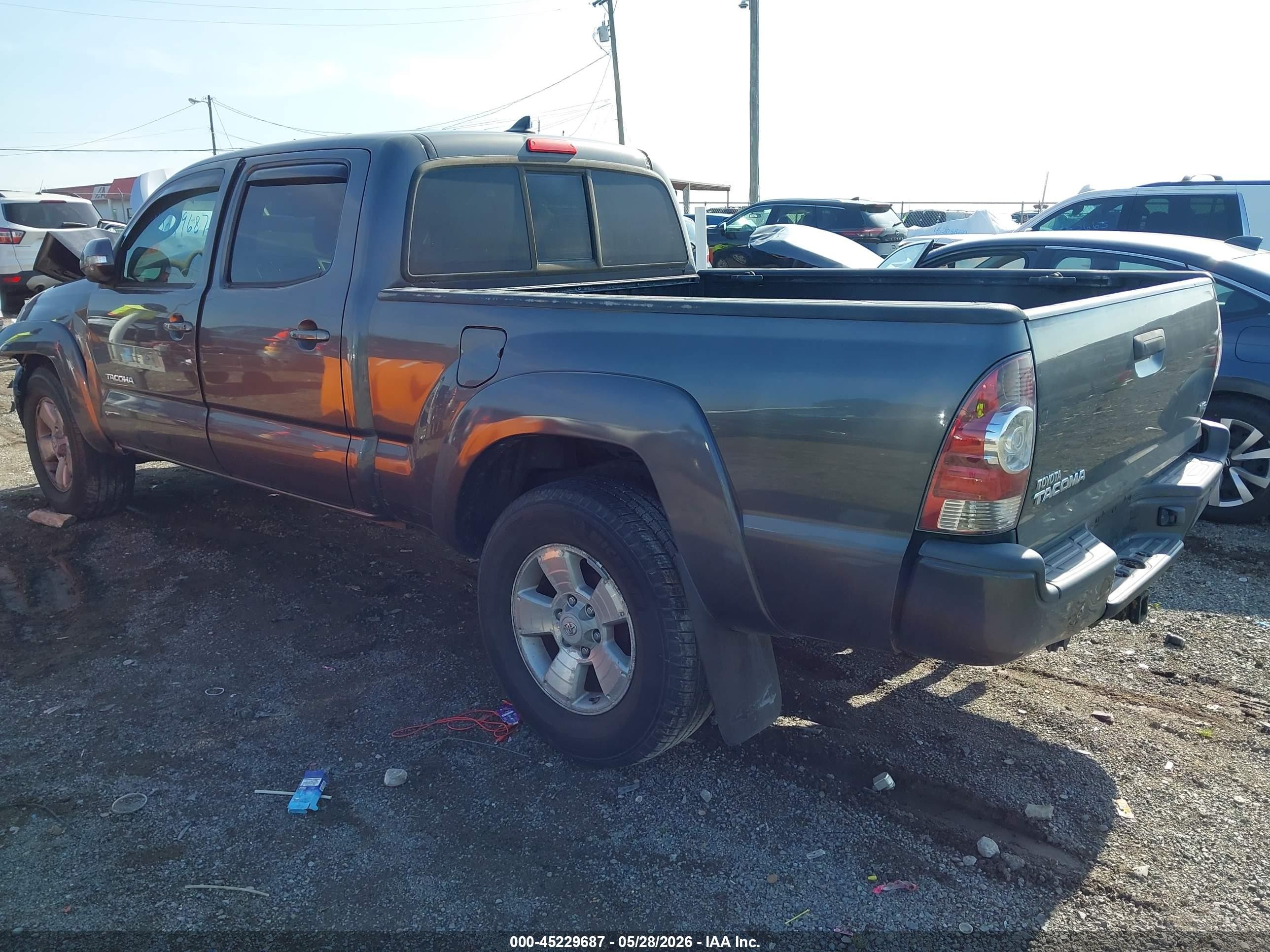 2013 Toyota Tacoma Base V6 Gray vin: 5TFMU4FN9DX018641