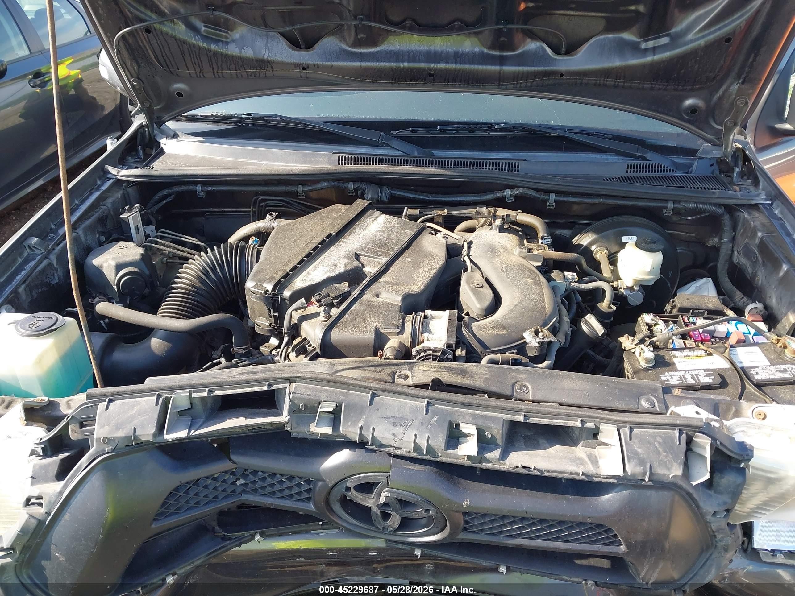 2013 Toyota Tacoma Base V6 Gray vin: 5TFMU4FN9DX018641