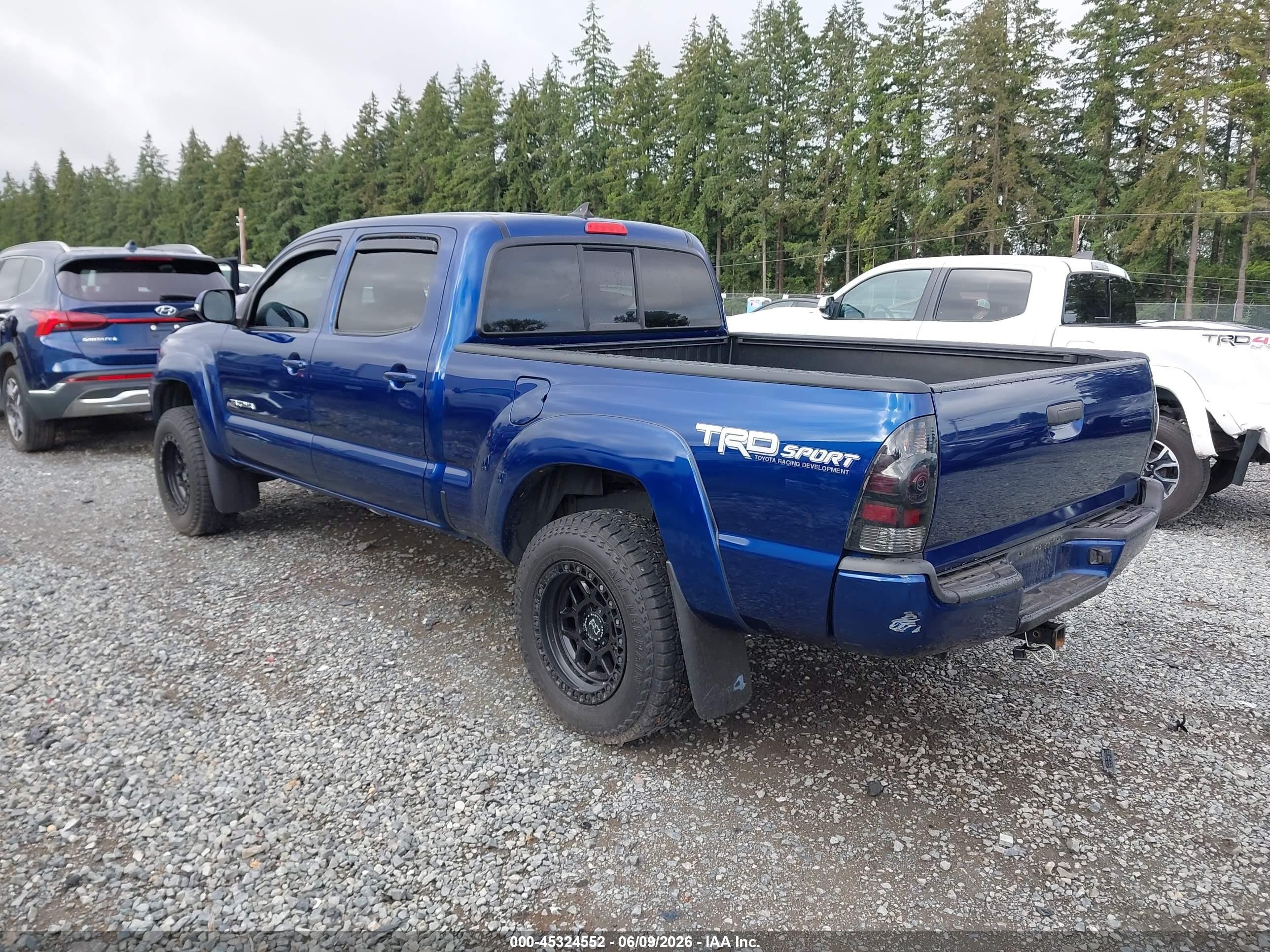 2015 Toyota Tacoma Base V6 Blue vin: 5TFMU4FN9FX031134