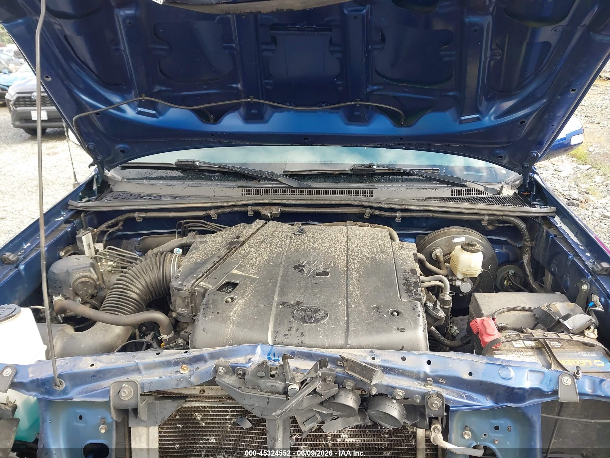 2015 Toyota Tacoma Base V6 Blue vin: 5TFMU4FN9FX031134