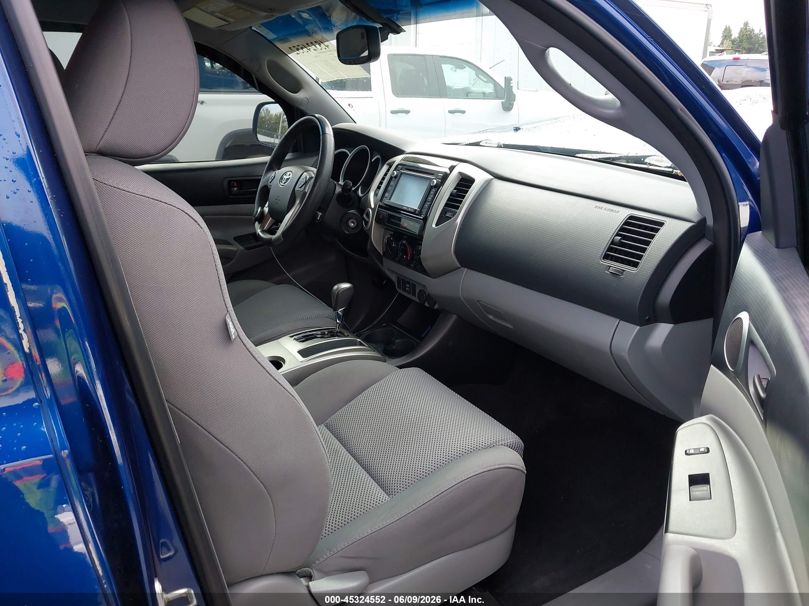 2015 Toyota Tacoma Base V6 Blue vin: 5TFMU4FN9FX031134