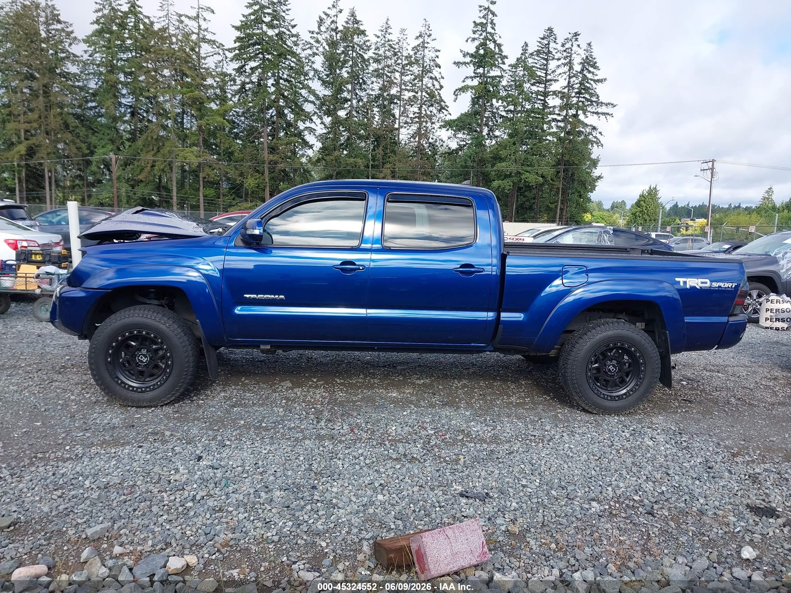 2015 Toyota Tacoma Base V6 Blue vin: 5TFMU4FN9FX031134
