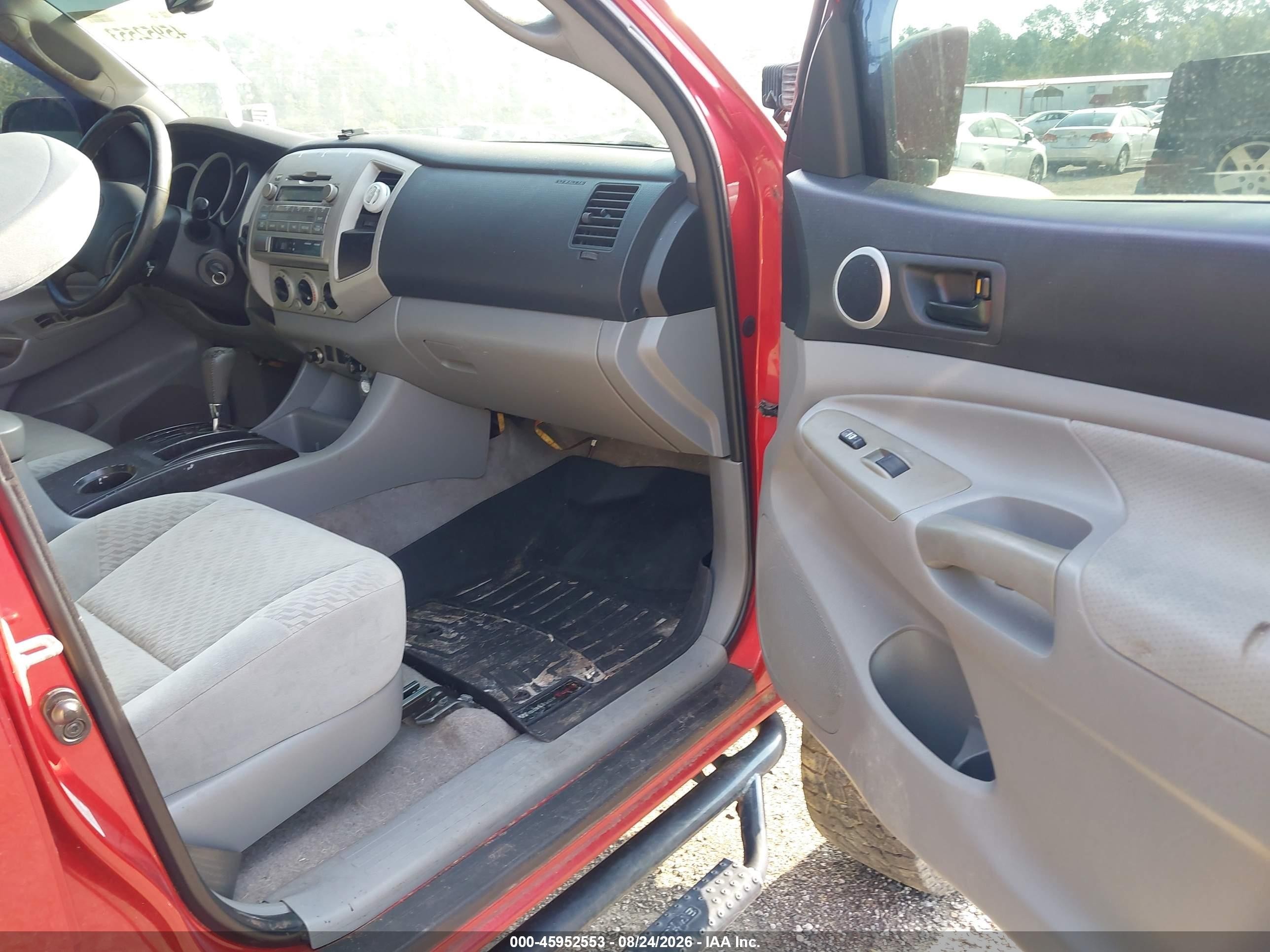 2011 Toyota Tacoma Base V6 Красный vin: 5TFMU4FNXBX001960