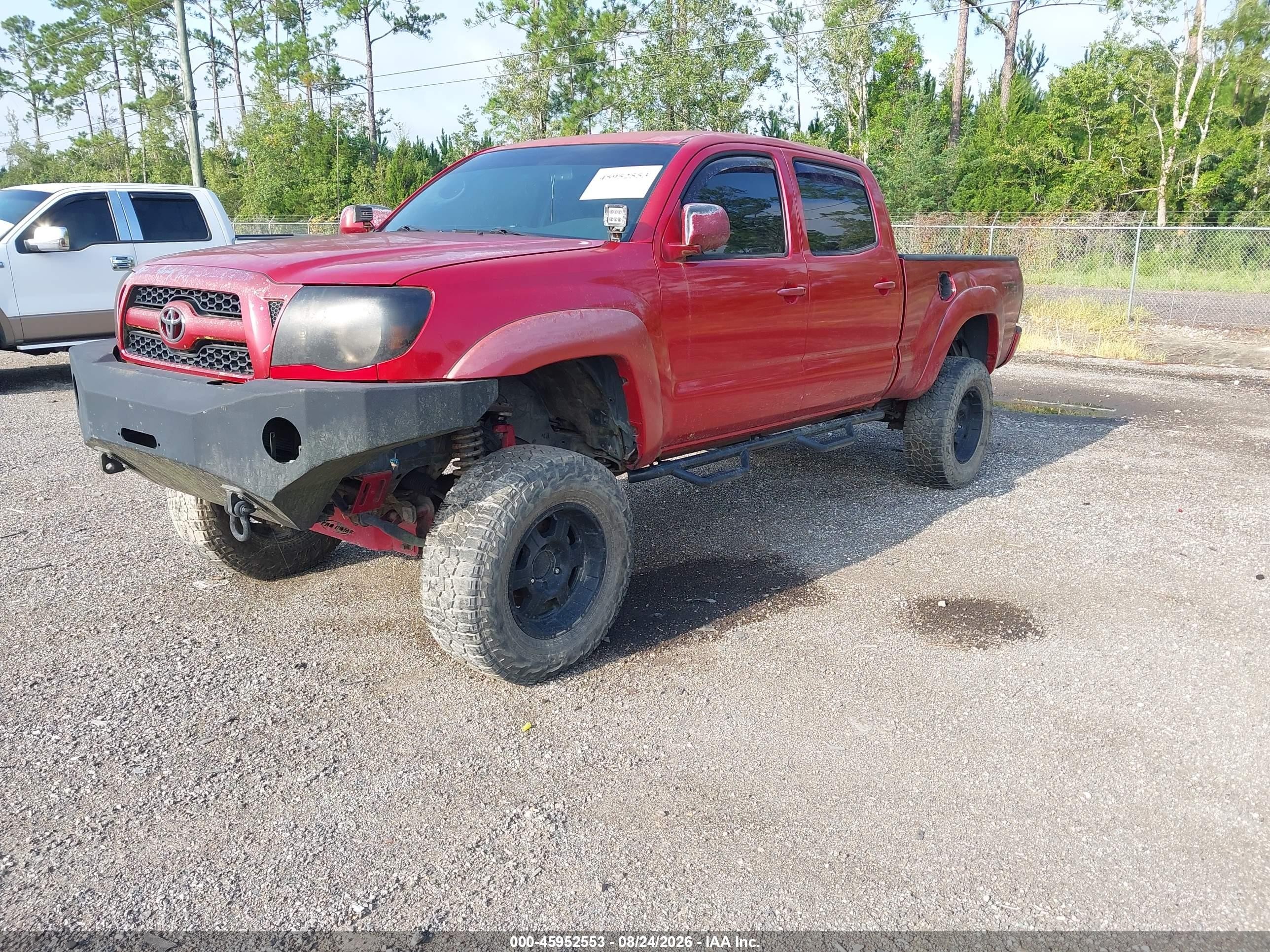 2011 Toyota Tacoma Base V6 Красный vin: 5TFMU4FNXBX001960