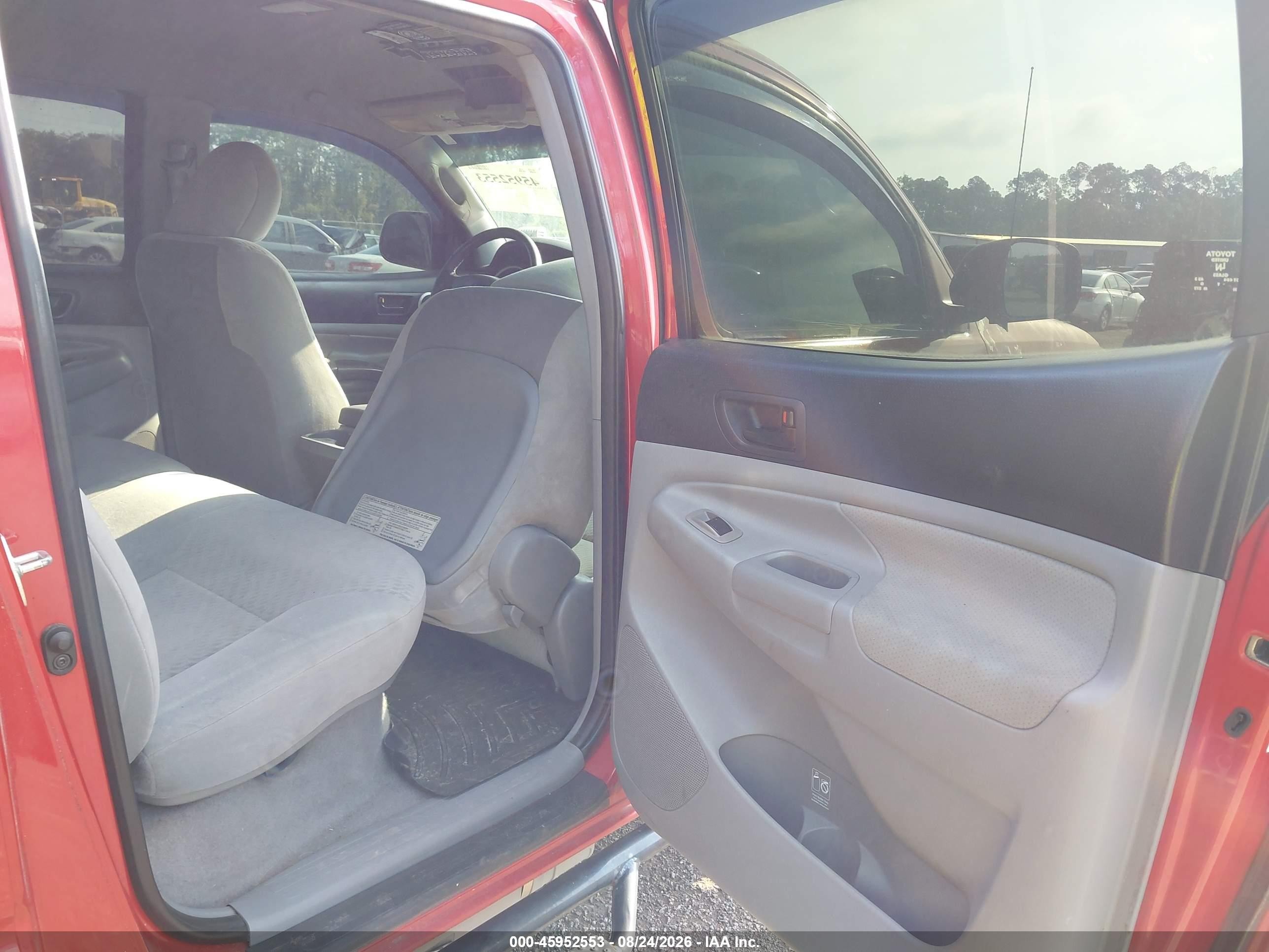 2011 Toyota Tacoma Base V6 Красный vin: 5TFMU4FNXBX001960