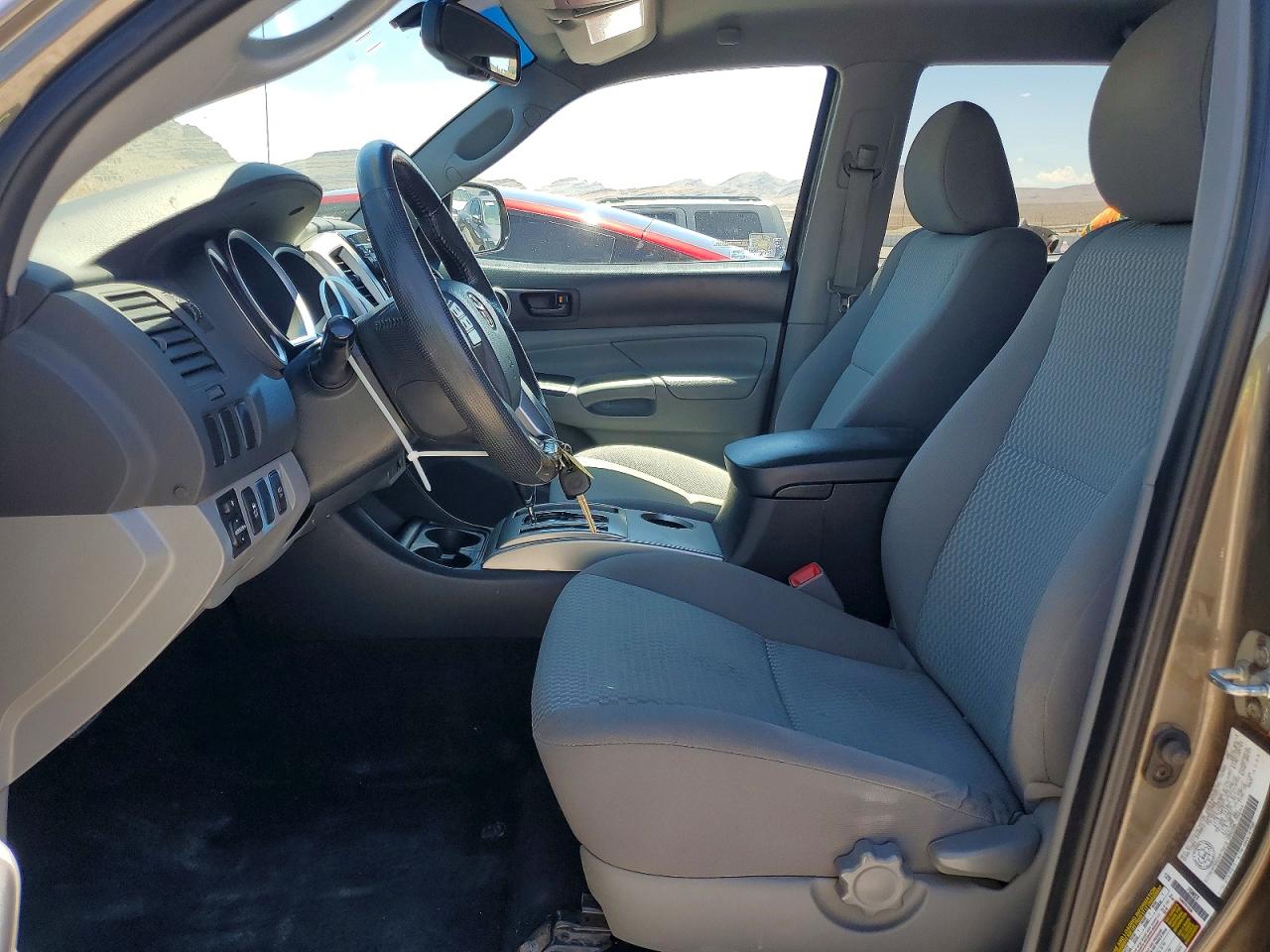 2013 Toyota Tacoma Double Cab Long Bed Tan vin: 5TFMU4FNXDX015618