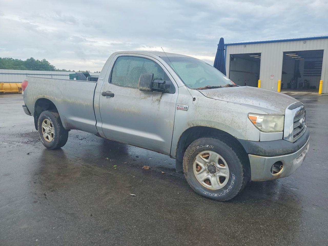 2007 Toyota Tundra Base Silver vin: 5TFMV52137X004552