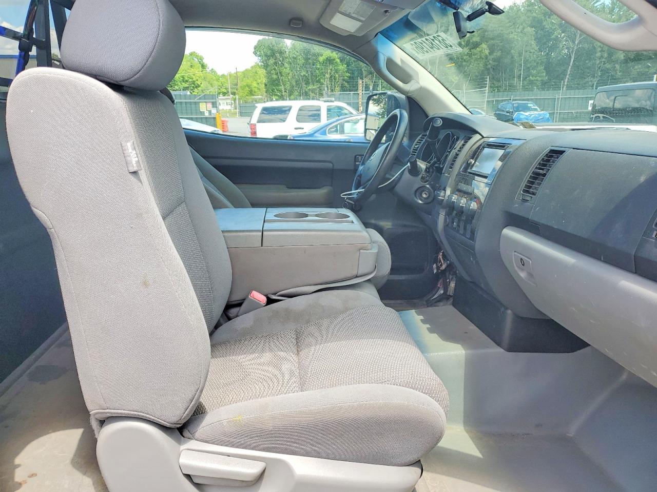 2008 Toyota Tundra Grade Серебряный vin: 5TFMV52198X058701