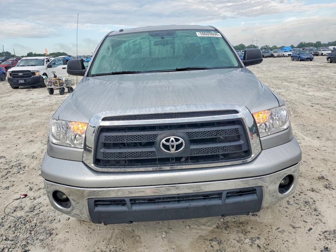 2010 Toyota Tundra Silver vin: 5TFMW5F15AX130393