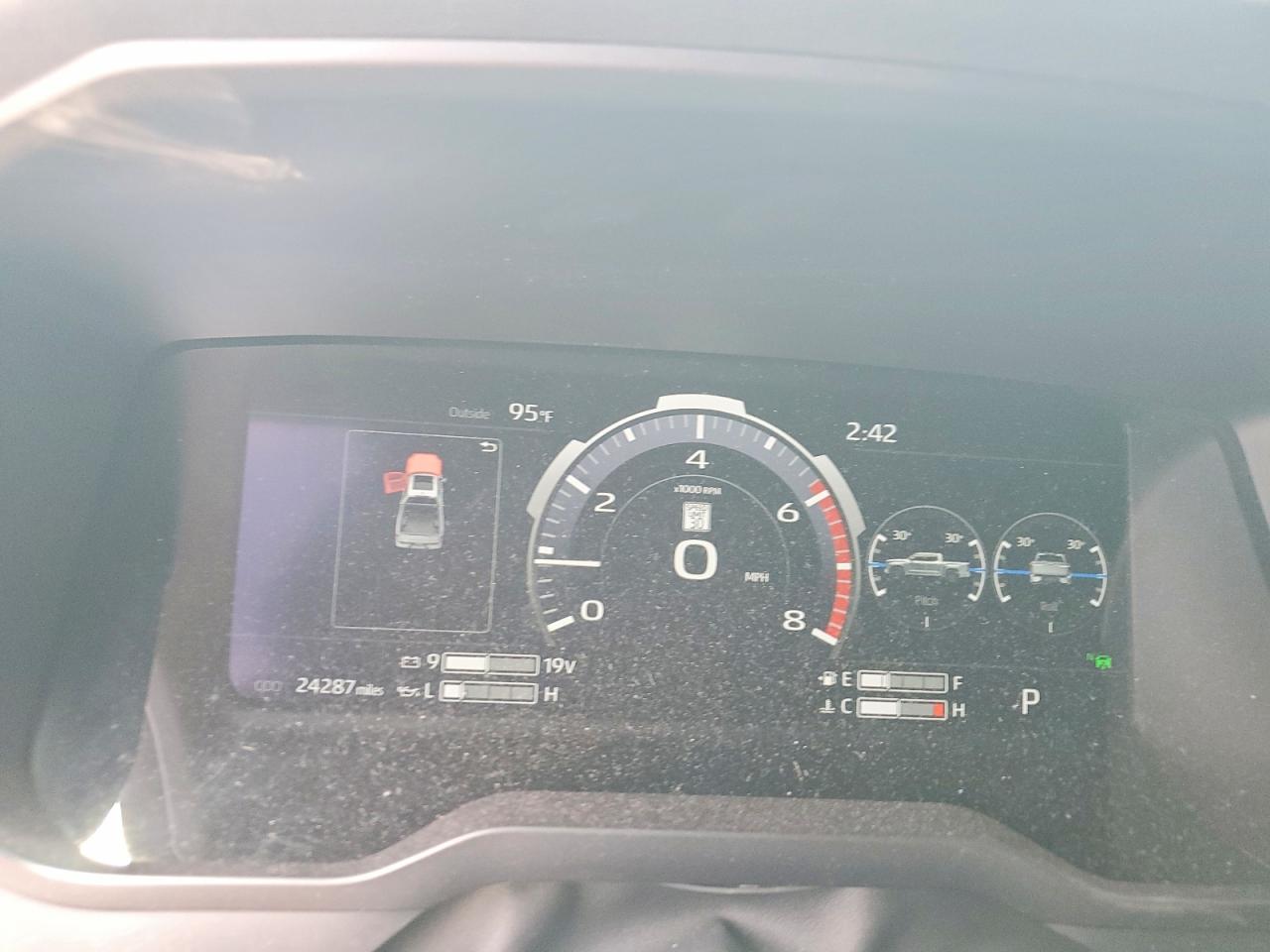 2022 Toyota Tundra Platinum Black vin: 5TFNA5DB8NX038652
