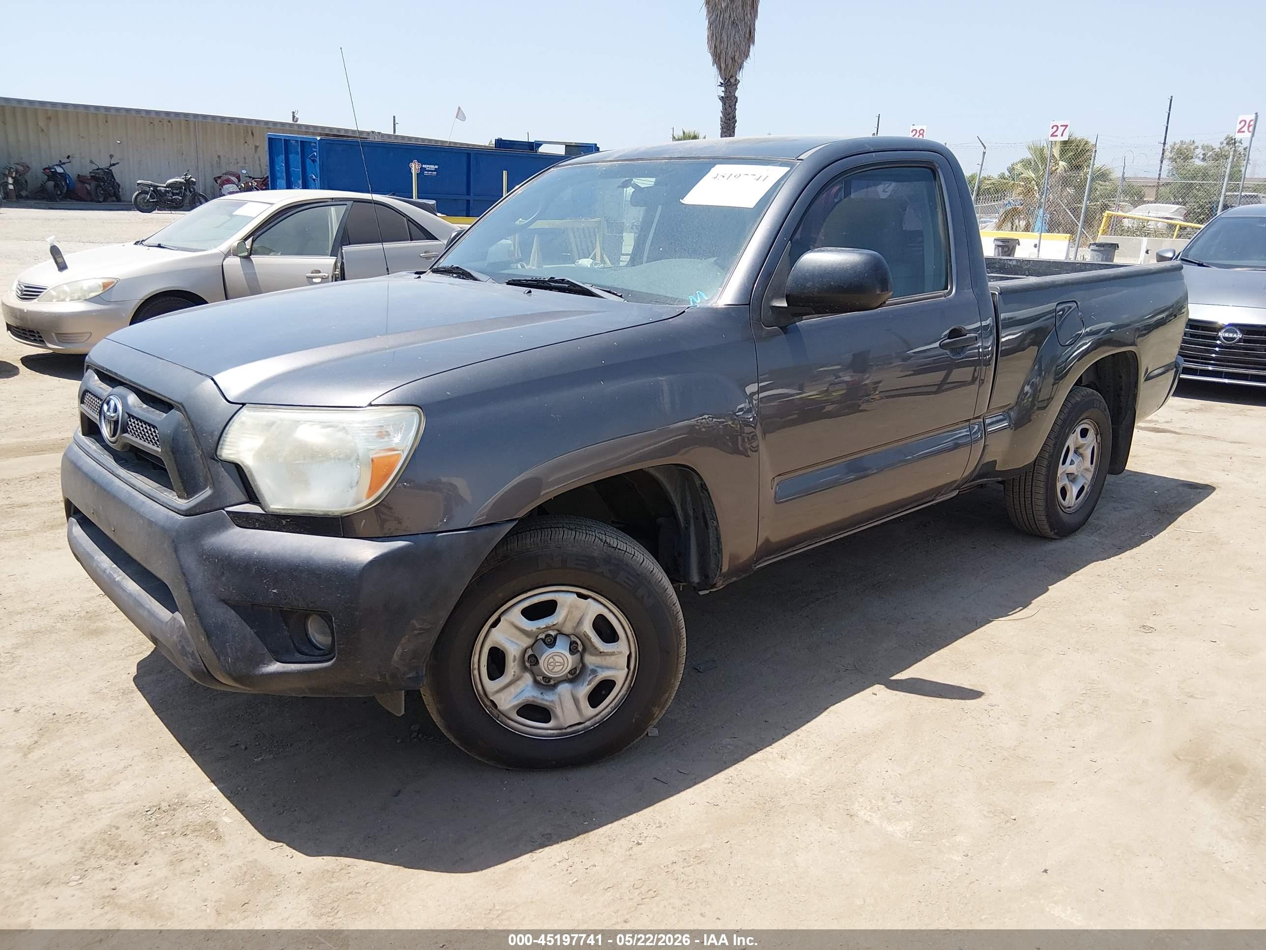 2014 Toyota Tacoma   Серый vin: 5TFNX4CN0EX032736