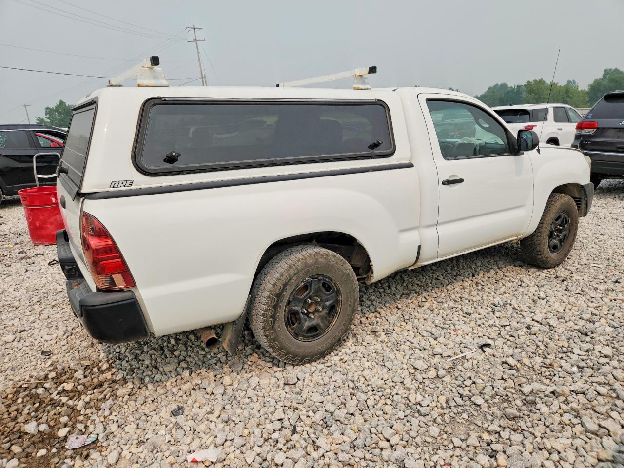 2014 Toyota Tacoma White vin: 5TFNX4CN0EX033532