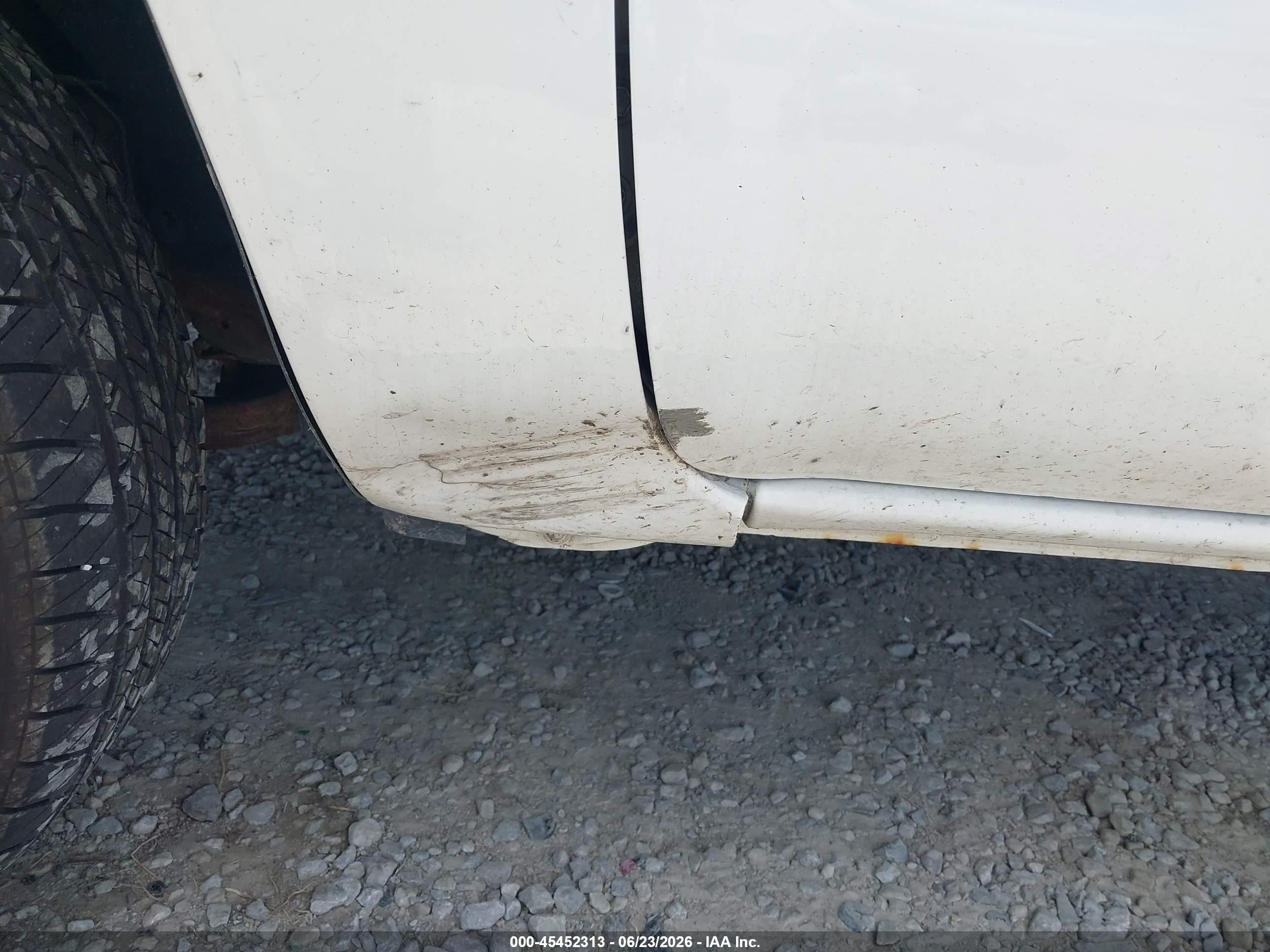 2013 Toyota Tacoma   White vin: 5TFNX4CN1DX020478