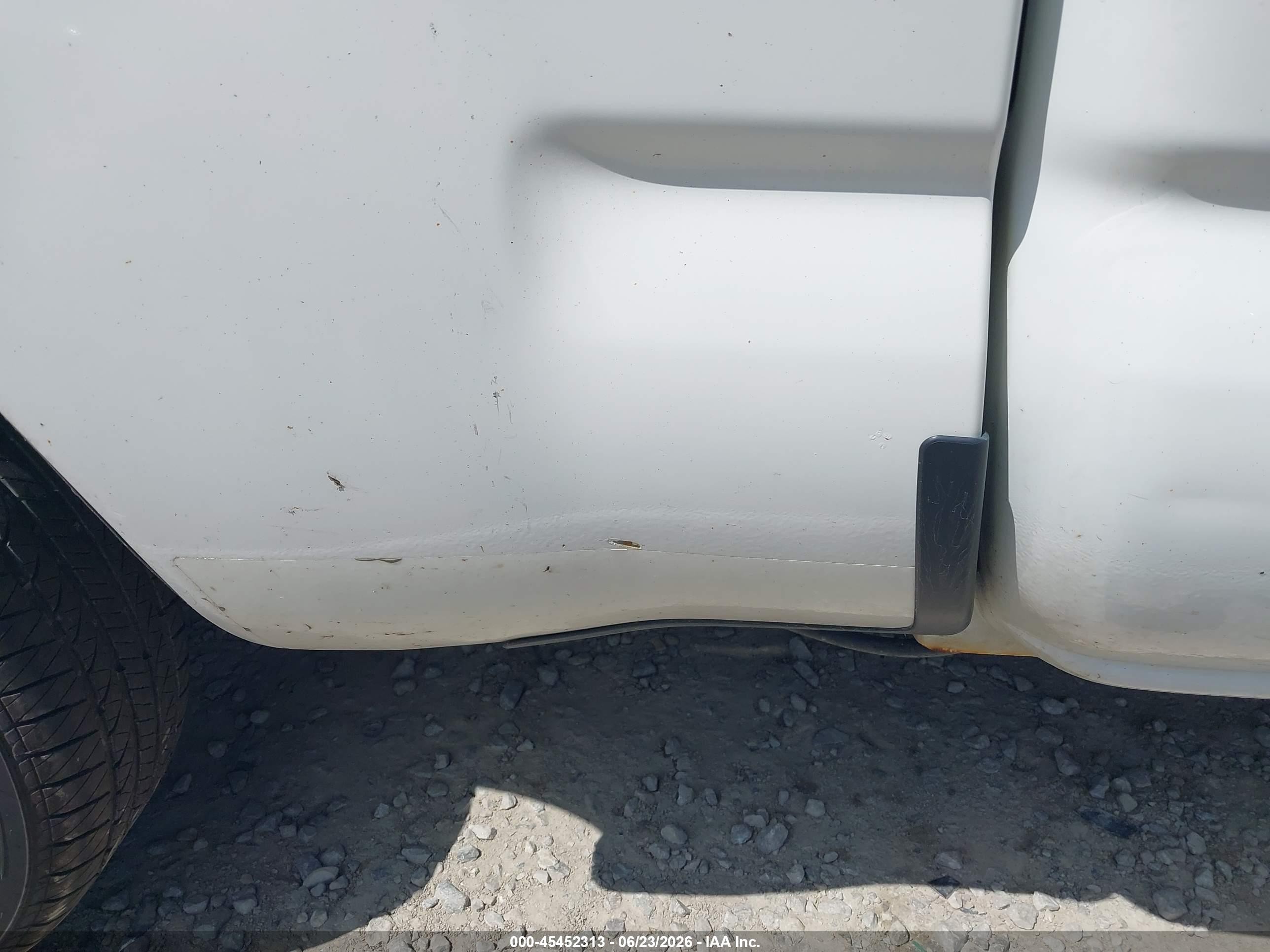 2013 Toyota Tacoma   White vin: 5TFNX4CN1DX020478
