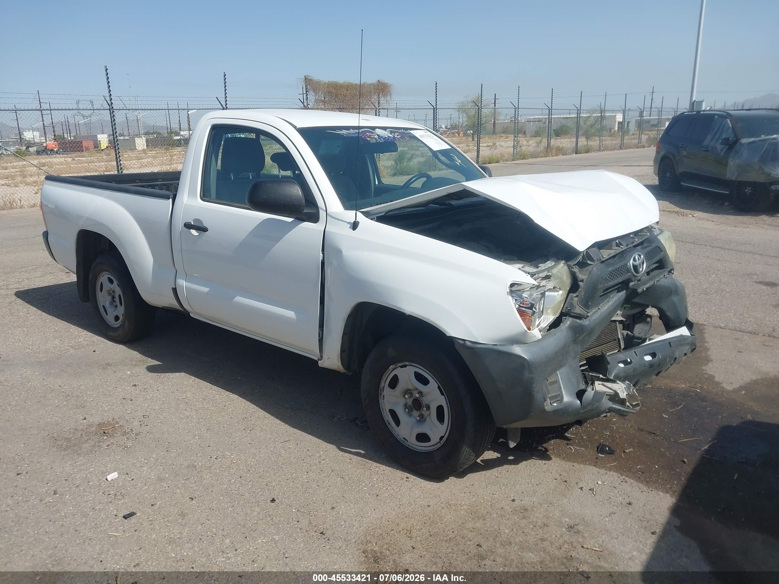 2013 Toyota Tacoma   Белый vin: 5TFNX4CN1DX025681