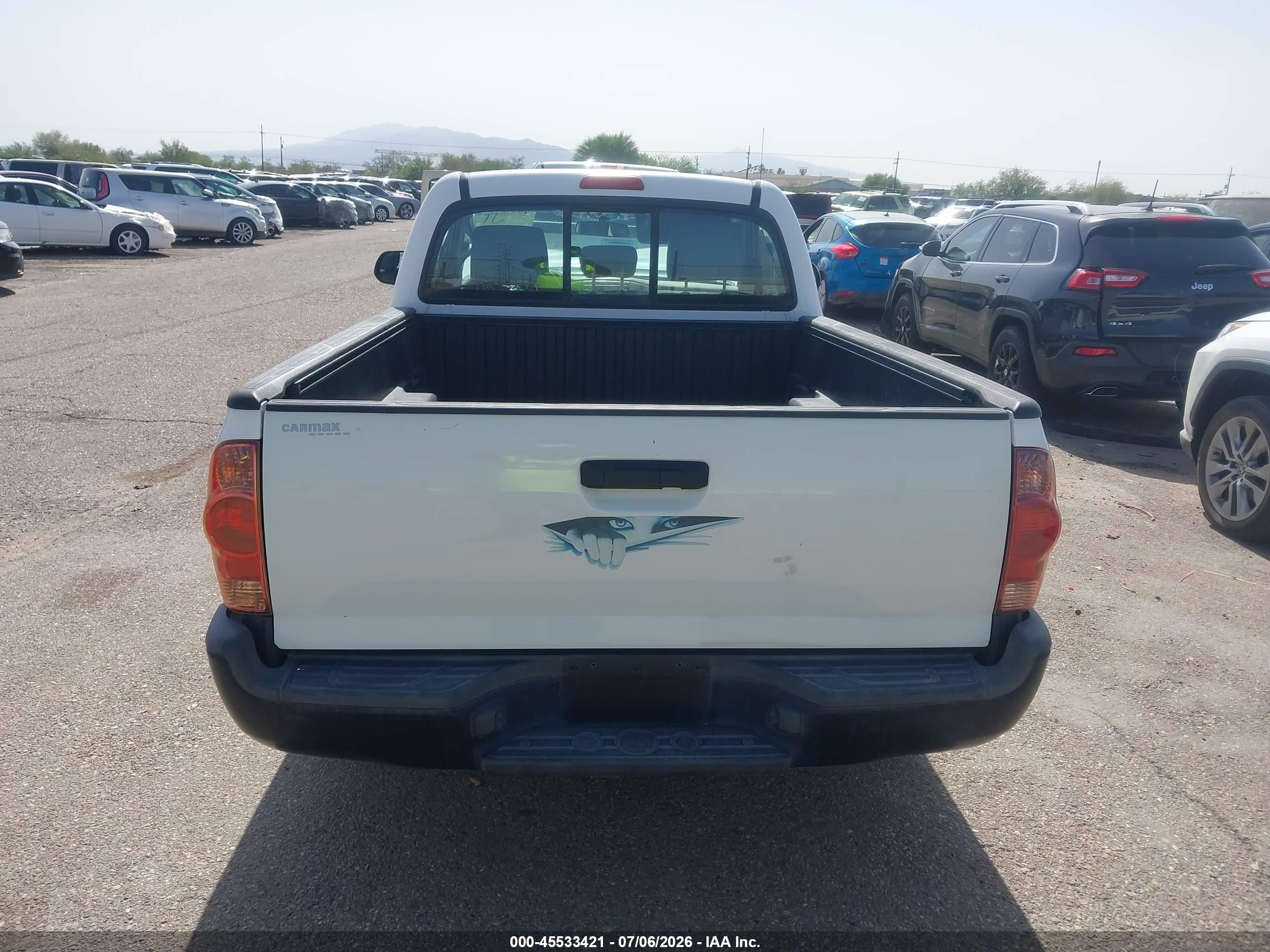 2013 Toyota Tacoma   Белый vin: 5TFNX4CN1DX025681