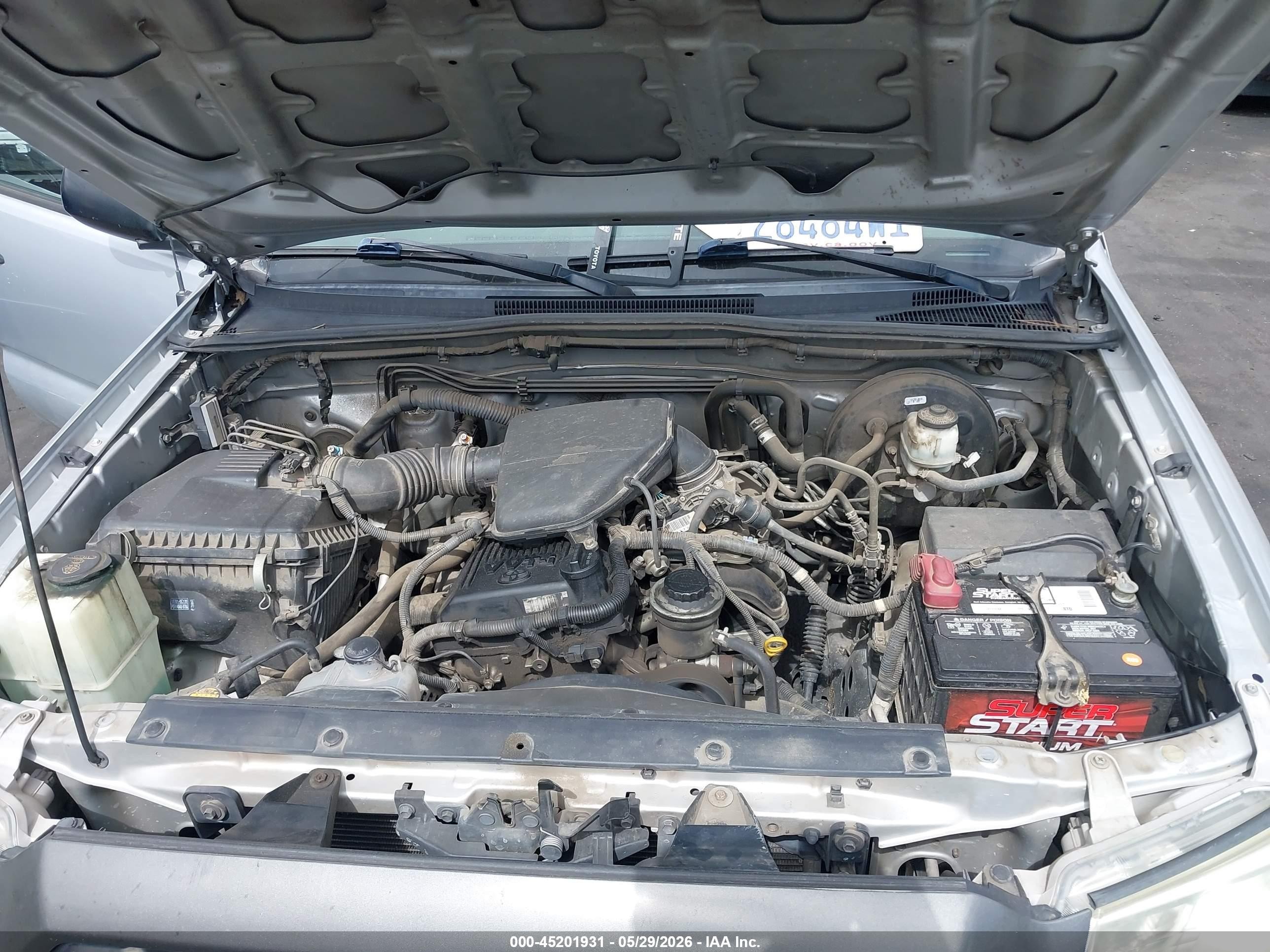 2013 Toyota Tacoma Серебряный vin: 5TFNX4CN1DX029116