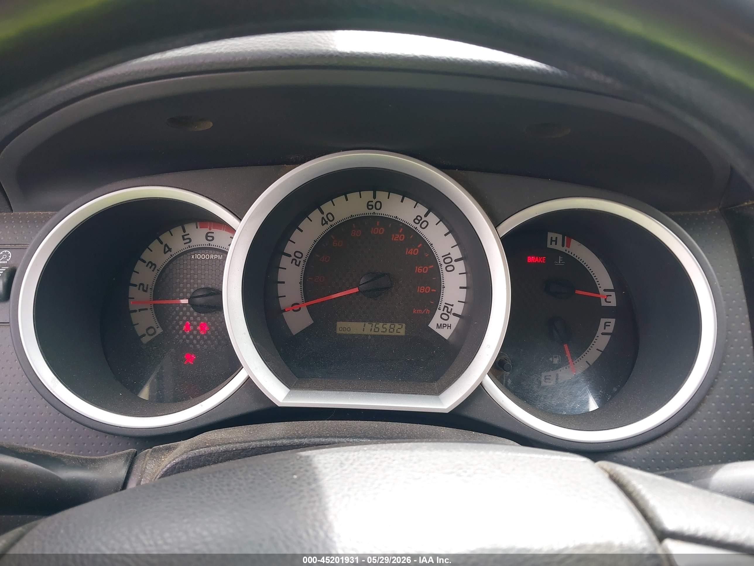 2013 Toyota Tacoma Серебряный vin: 5TFNX4CN1DX029116