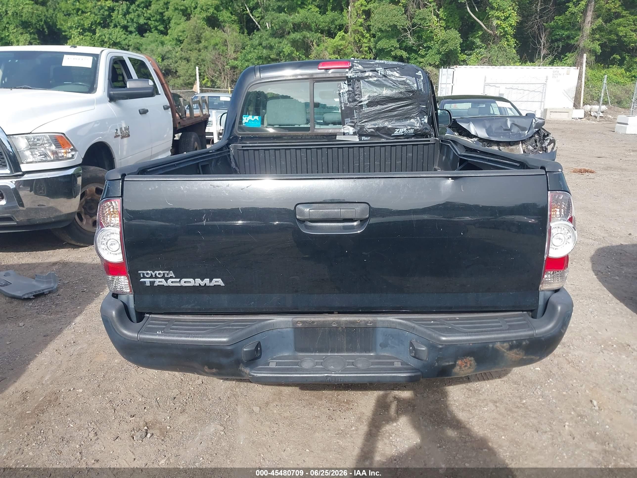 2011 Toyota Tacoma   Black vin: 5TFNX4CN3BX005283