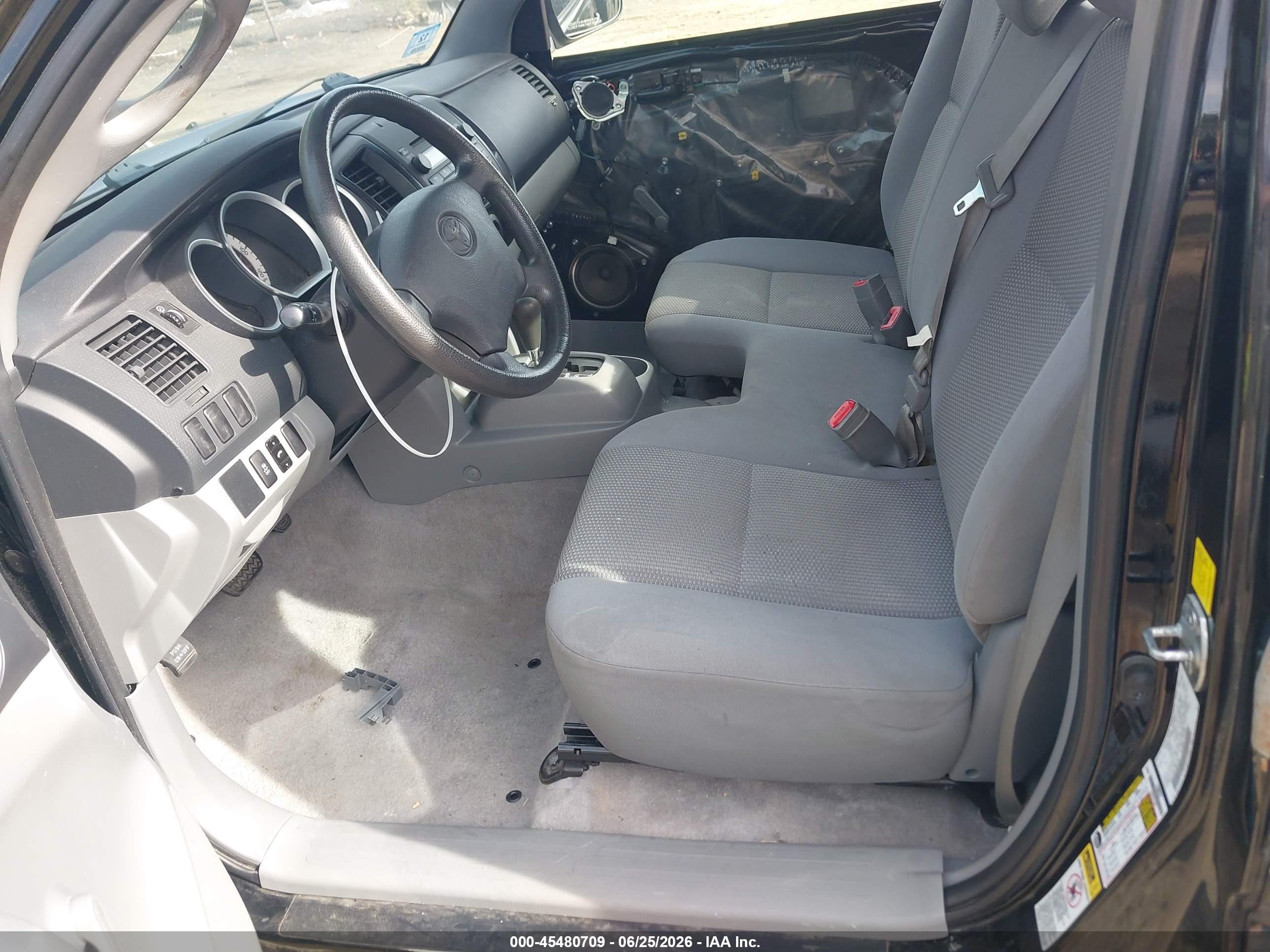2011 Toyota Tacoma   Black vin: 5TFNX4CN3BX005283