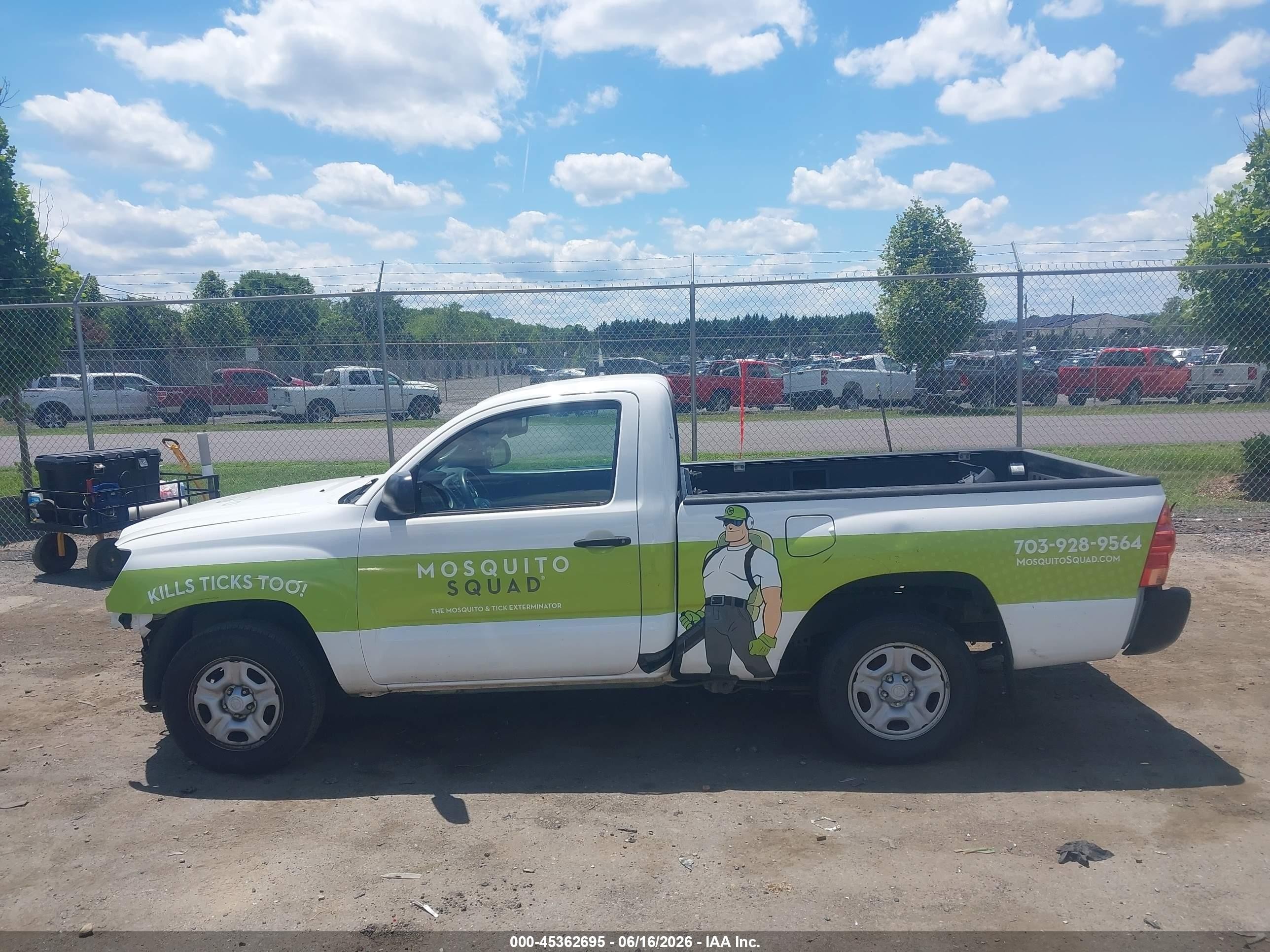2013 Toyota Tacoma   White vin: 5TFNX4CN3DX029389