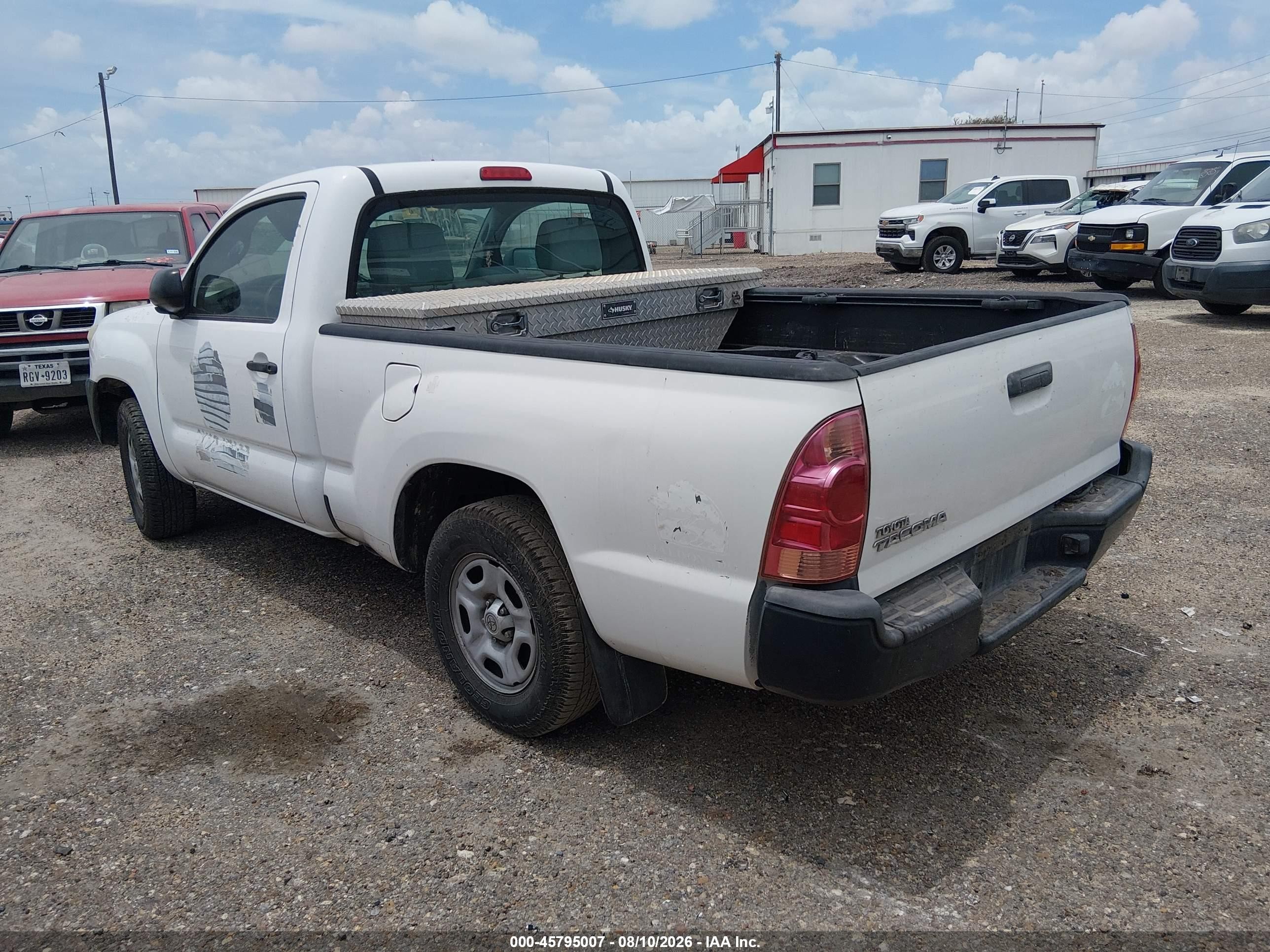 2014 Toyota Tacoma   White vin: 5TFNX4CN3EX035811