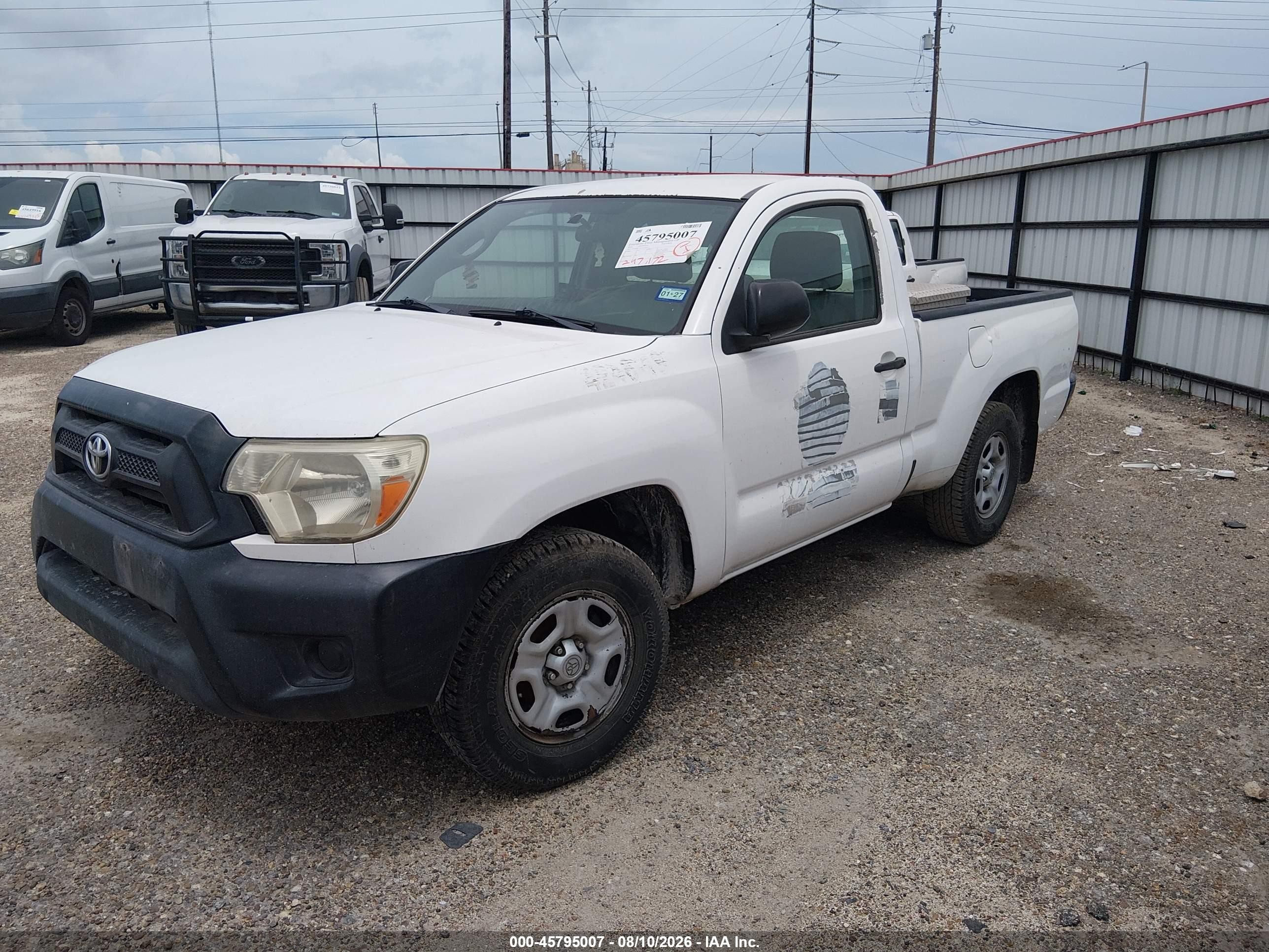 2014 Toyota Tacoma   White vin: 5TFNX4CN3EX035811