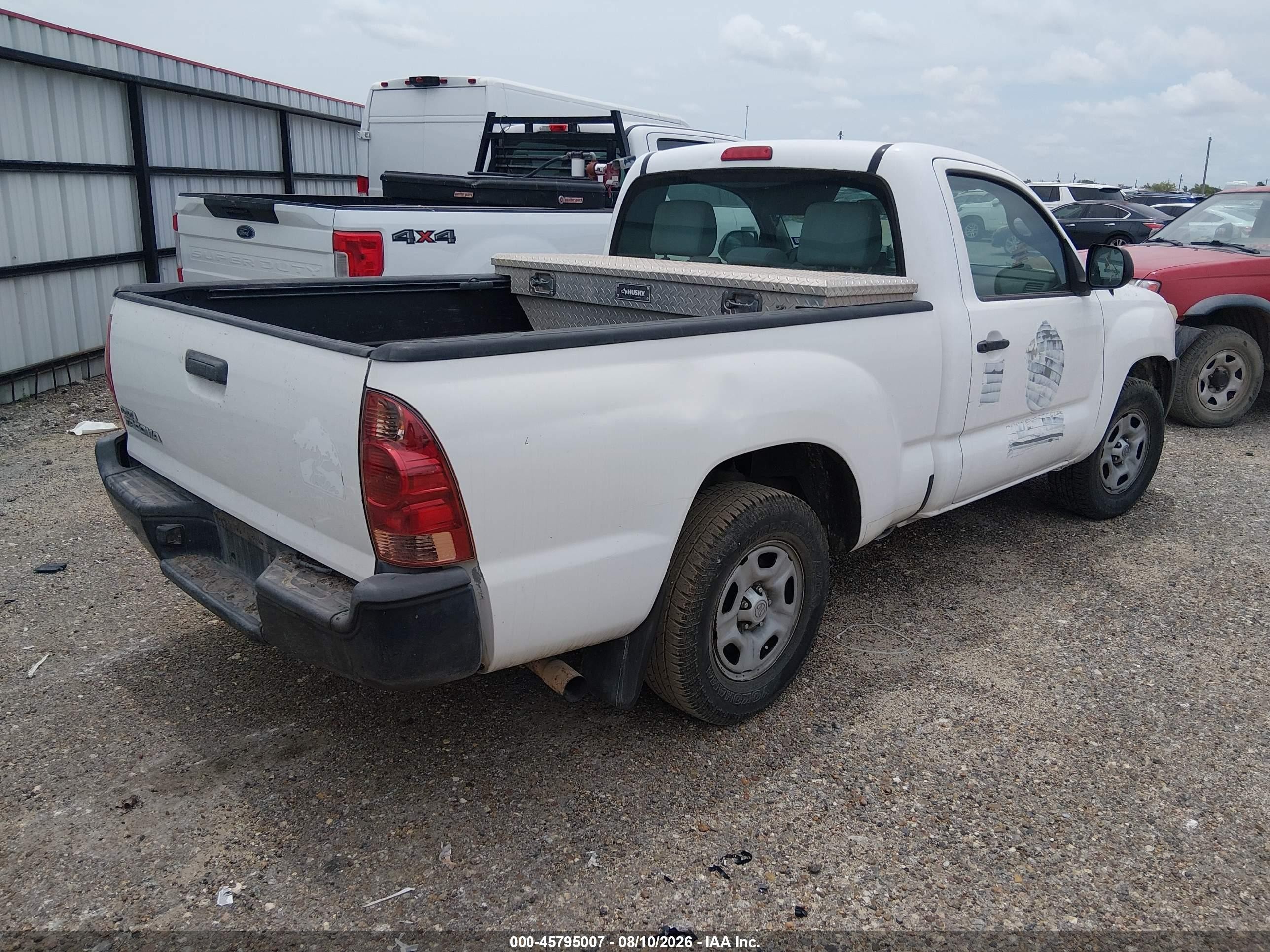 2014 Toyota Tacoma   White vin: 5TFNX4CN3EX035811