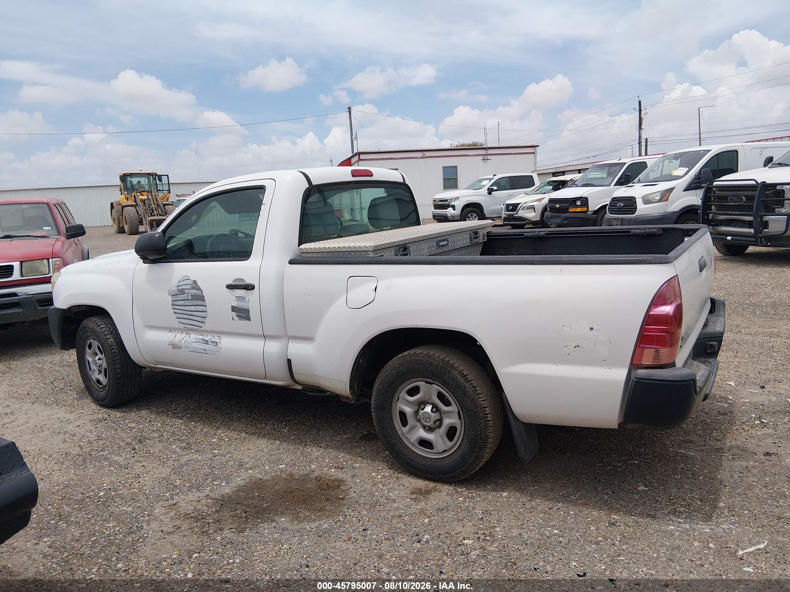 2014 Toyota Tacoma   White vin: 5TFNX4CN3EX035811
