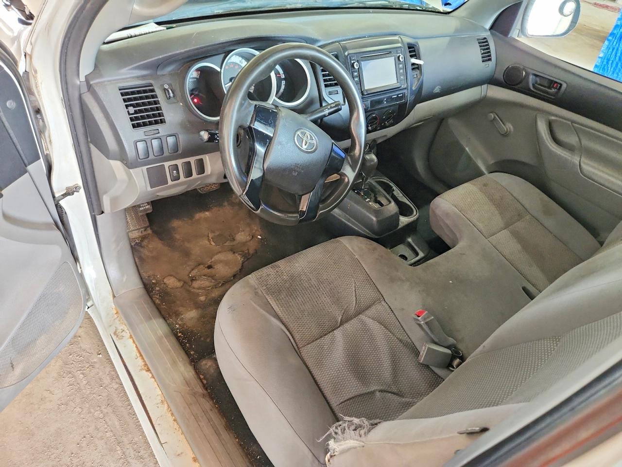 2014 Toyota Tacoma Base White vin: 5TFNX4CN3EX038157