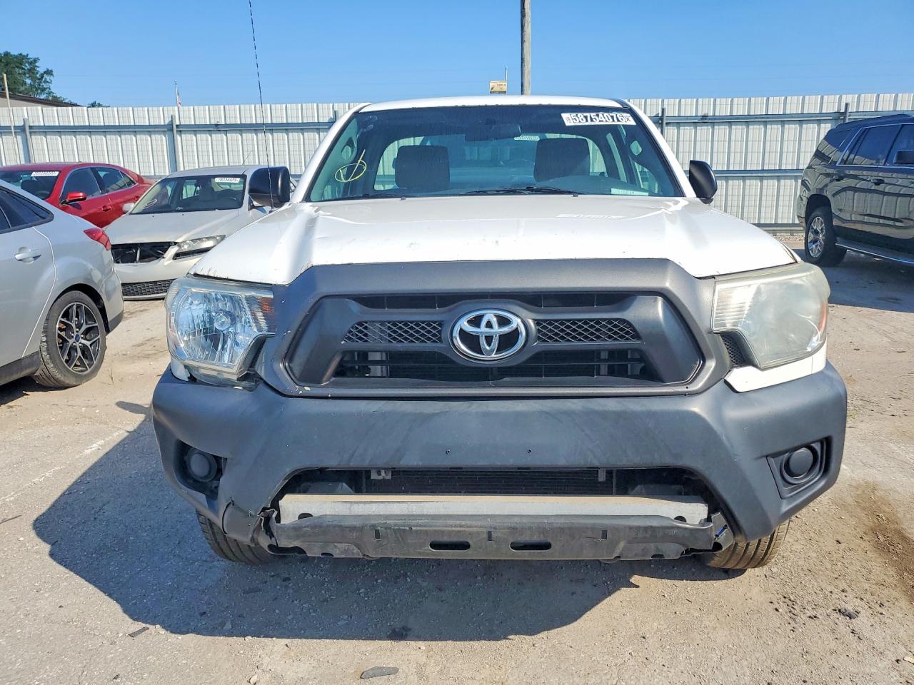 2014 Toyota Tacoma Base White vin: 5TFNX4CN3EX038157