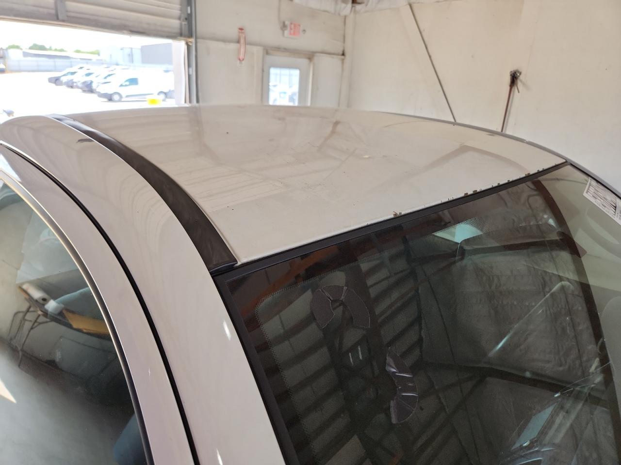 2014 Toyota Tacoma Base White vin: 5TFNX4CN3EX038157 Damage: Roof, Chipped, 10 Or More