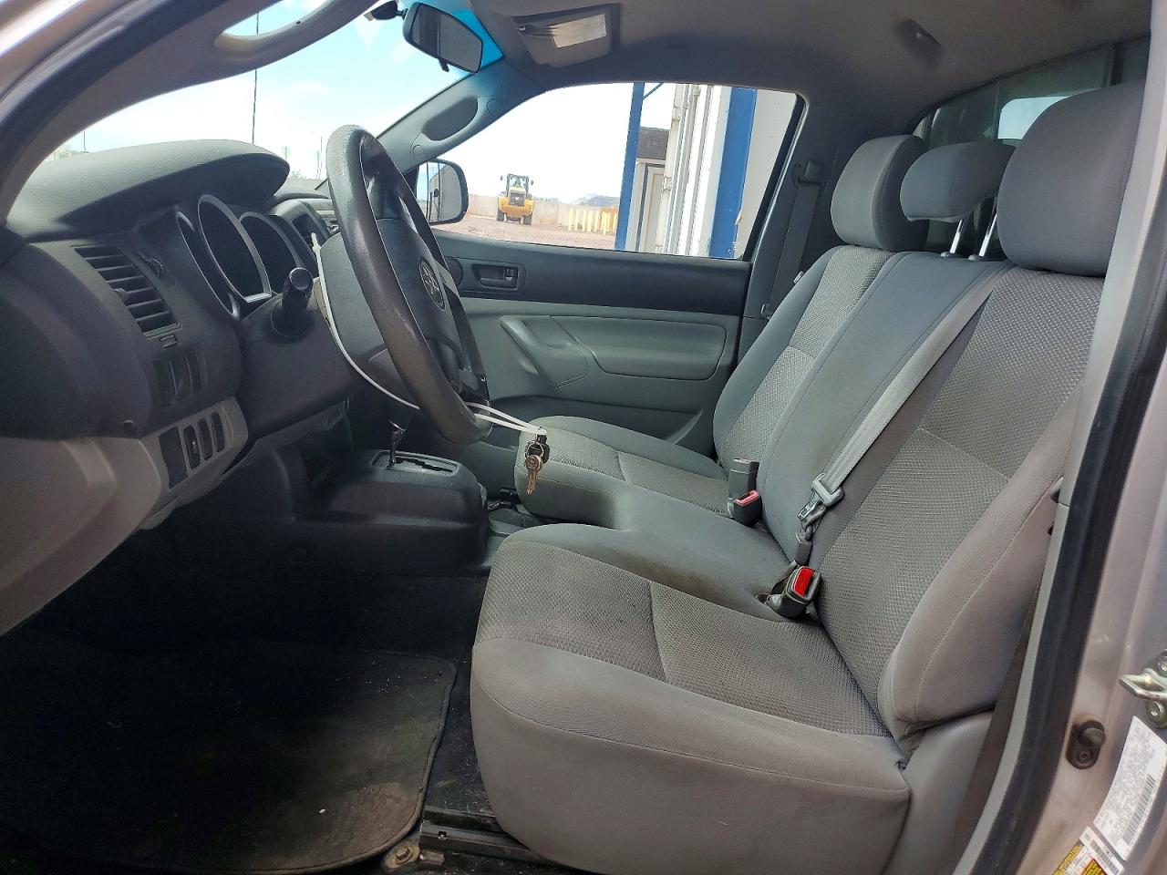2014 Toyota Tacoma Base Silver vin: 5TFNX4CN3EX038370