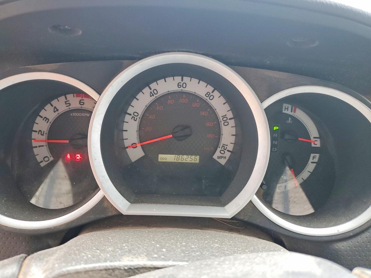 2014 Toyota Tacoma Base Silver vin: 5TFNX4CN3EX038370