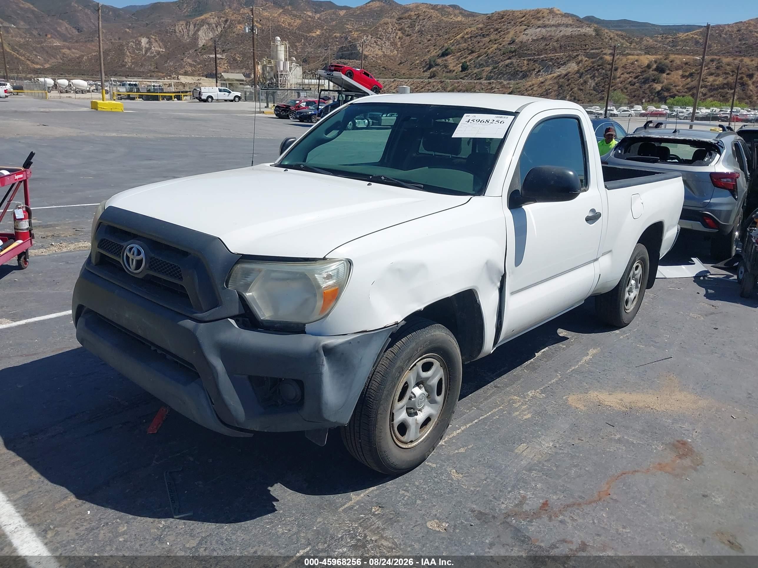 2014 Toyota Tacoma   White vin: 5TFNX4CN3EX041415