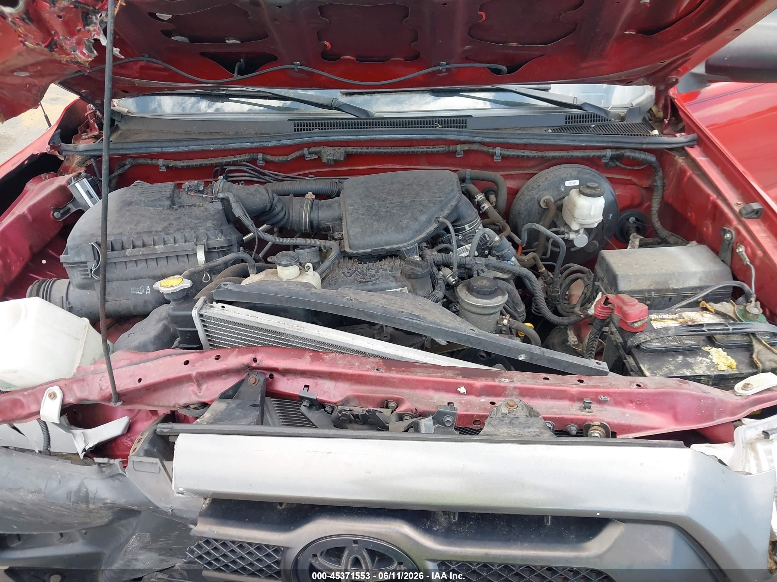 2013 Toyota Tacoma   Red vin: 5TFNX4CN4DX024783