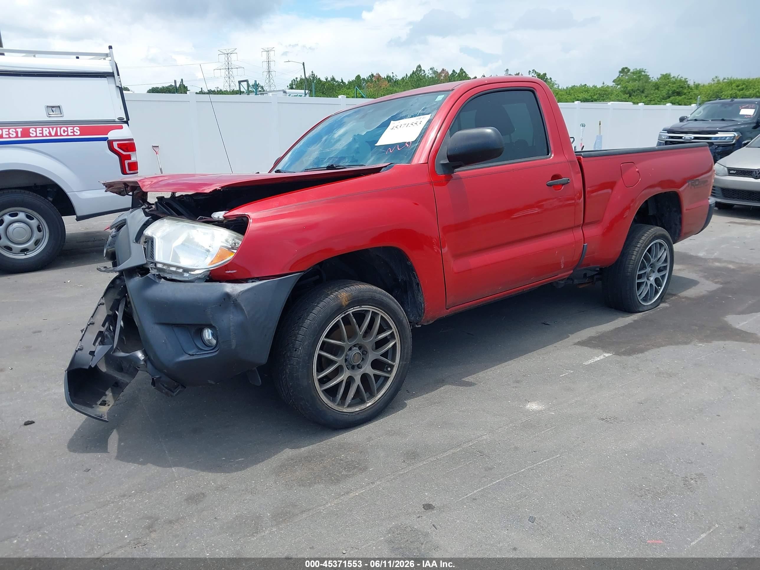2013 Toyota Tacoma   Red vin: 5TFNX4CN4DX024783