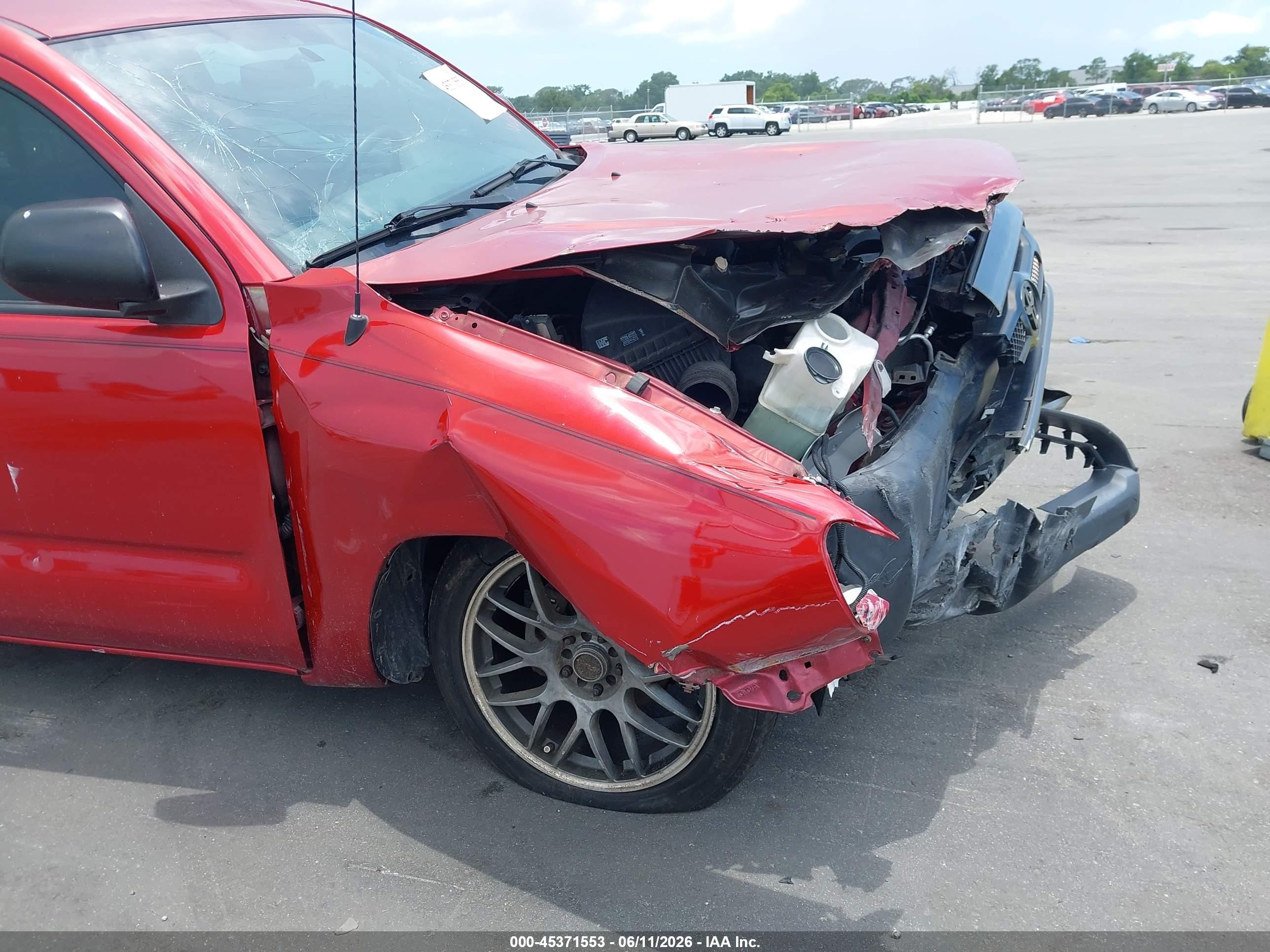 2013 Toyota Tacoma   Red vin: 5TFNX4CN4DX024783