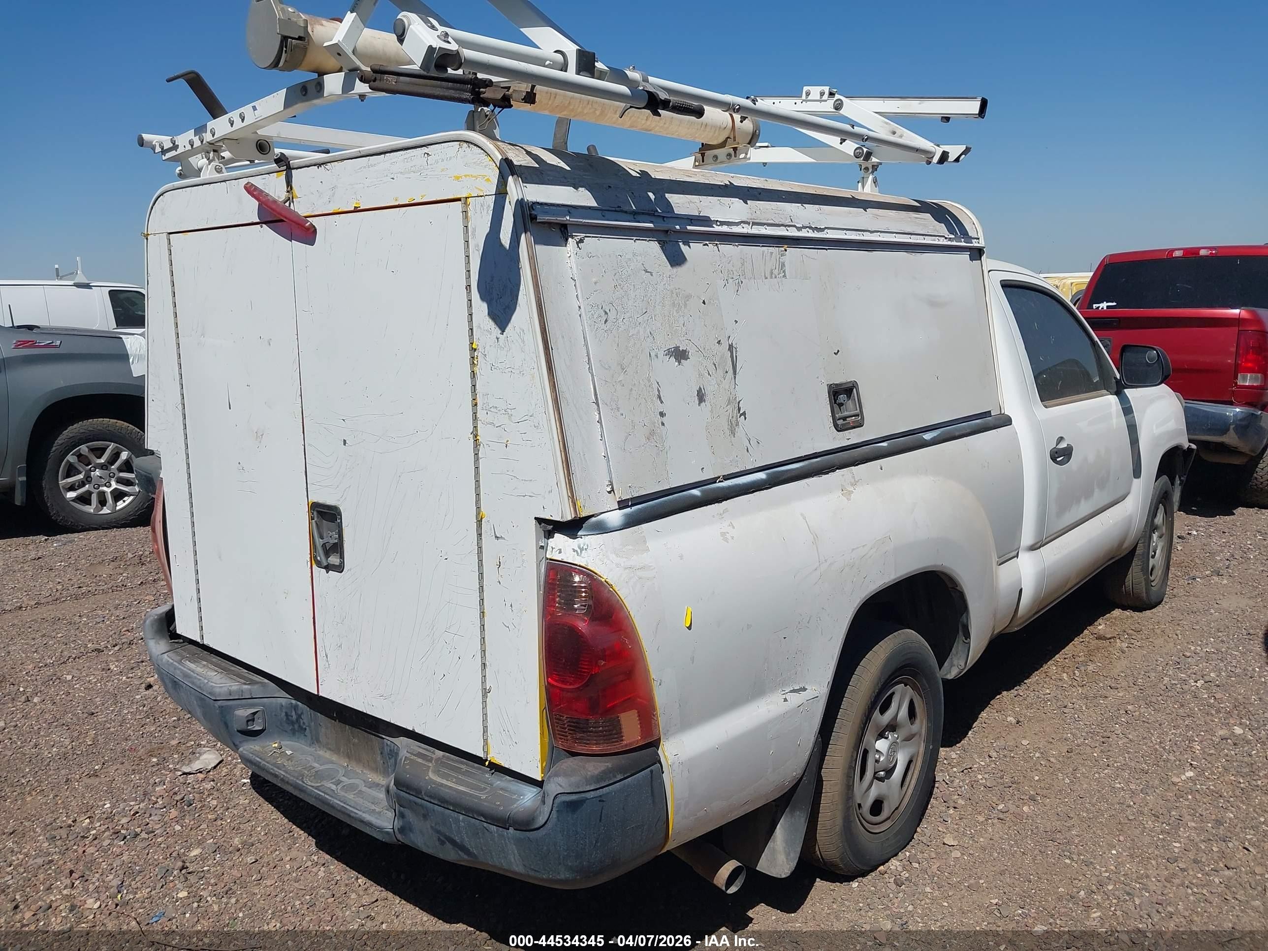 2014 Toyota Tacoma   White vin: 5TFNX4CN4EX034487