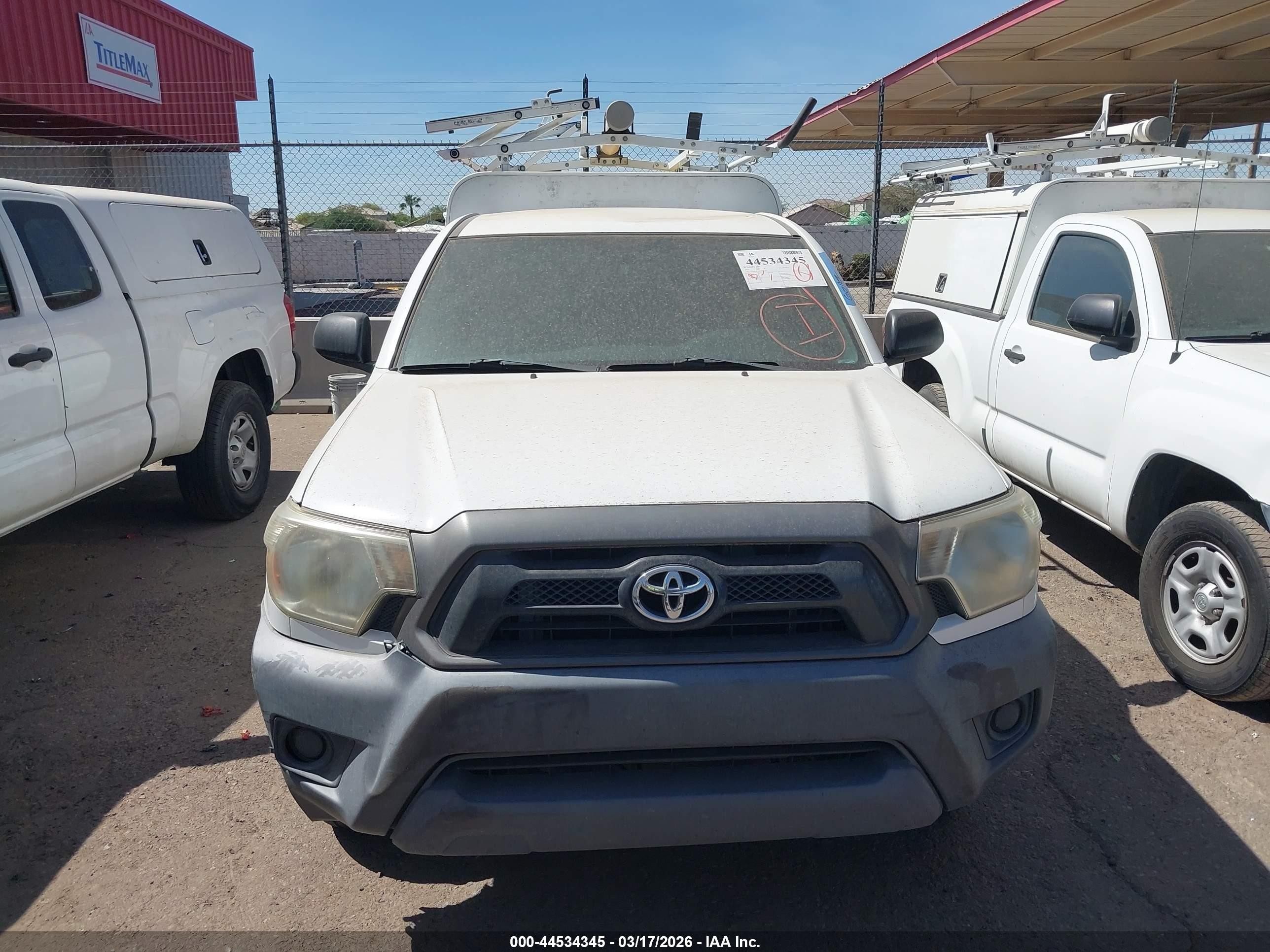 2014 Toyota Tacoma   White vin: 5TFNX4CN4EX034487