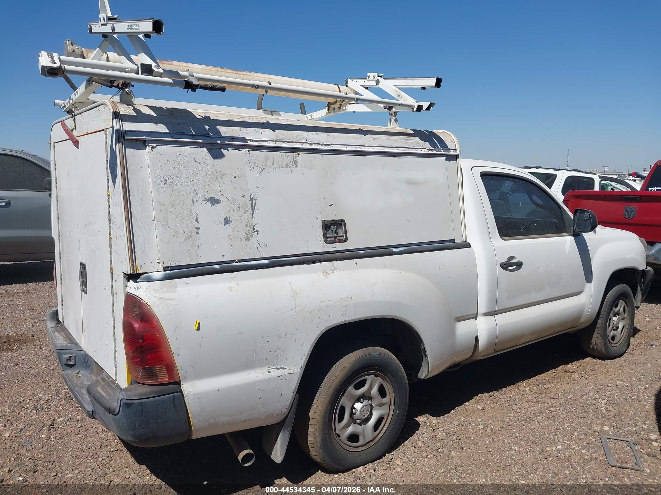 2014 Toyota Tacoma   White vin: 5TFNX4CN4EX034487
