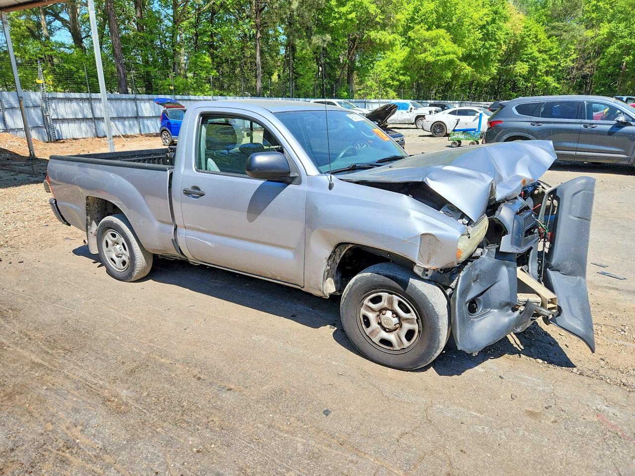 2014 Toyota Tacoma Base Silver vin: 5TFNX4CN4EX037521