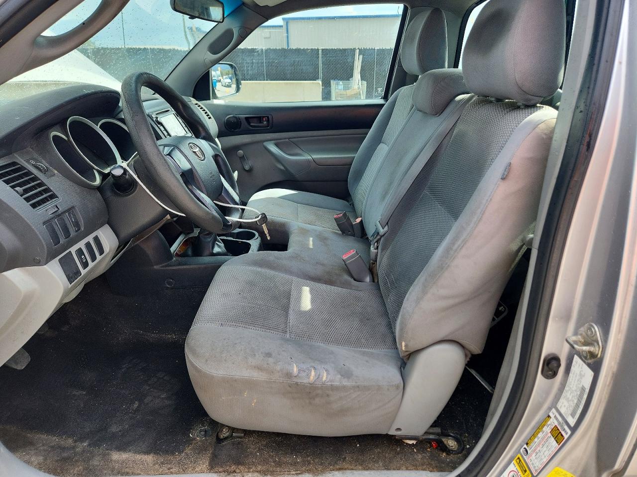 2014 Toyota Tacoma Base Silver vin: 5TFNX4CN4EX040273