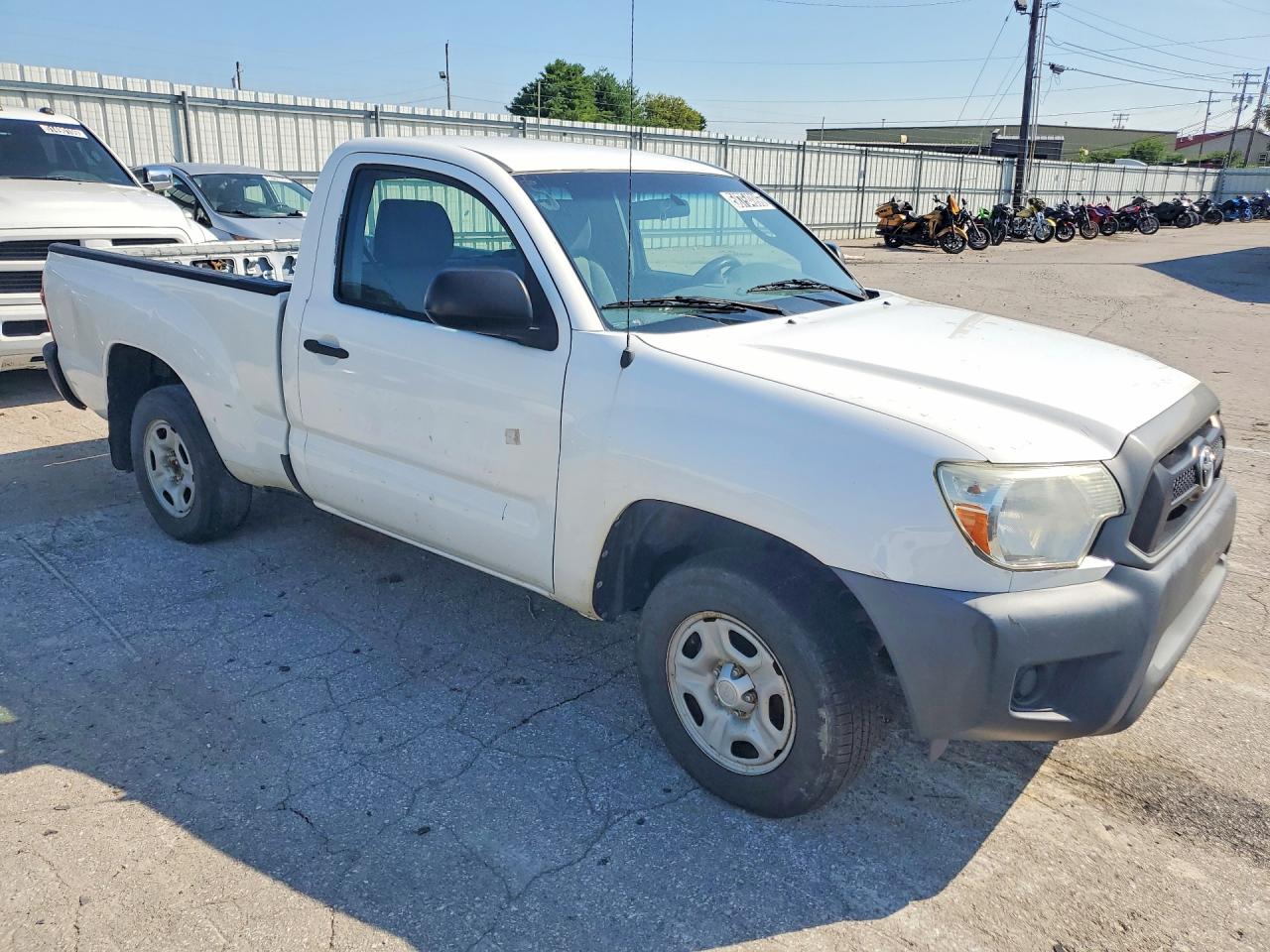 2014 Toyota Tacoma Base White vin: 5TFNX4CN4EX042525
