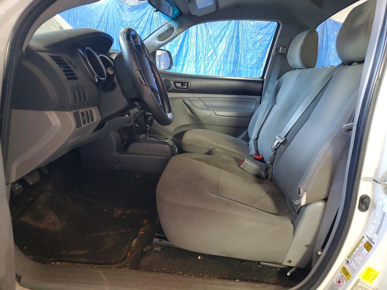 2014 Toyota Tacoma Base White vin: 5TFNX4CN4EX042525